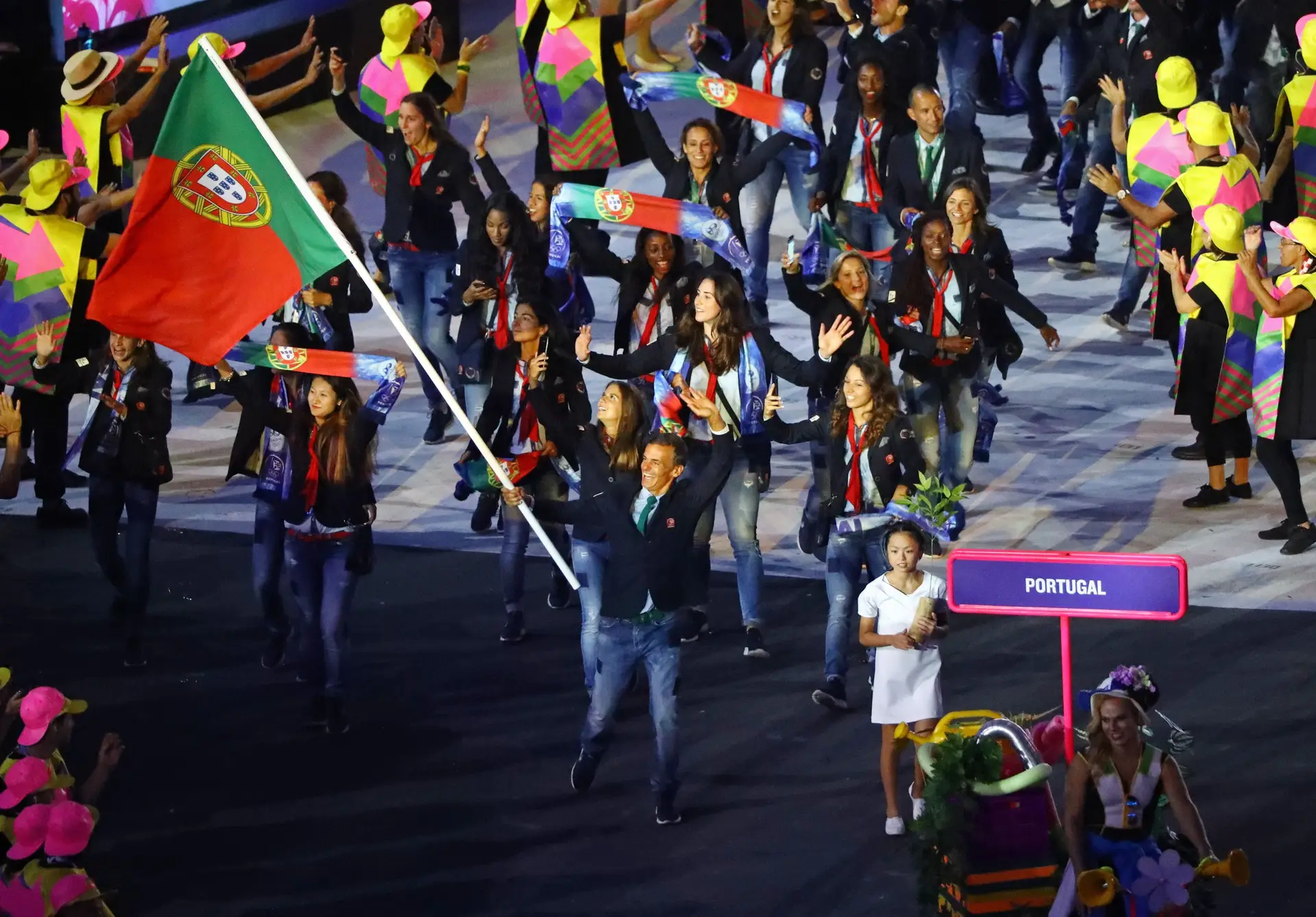 34 atletas representaram Portugal na Cerimónia de Abertura dos Jogos