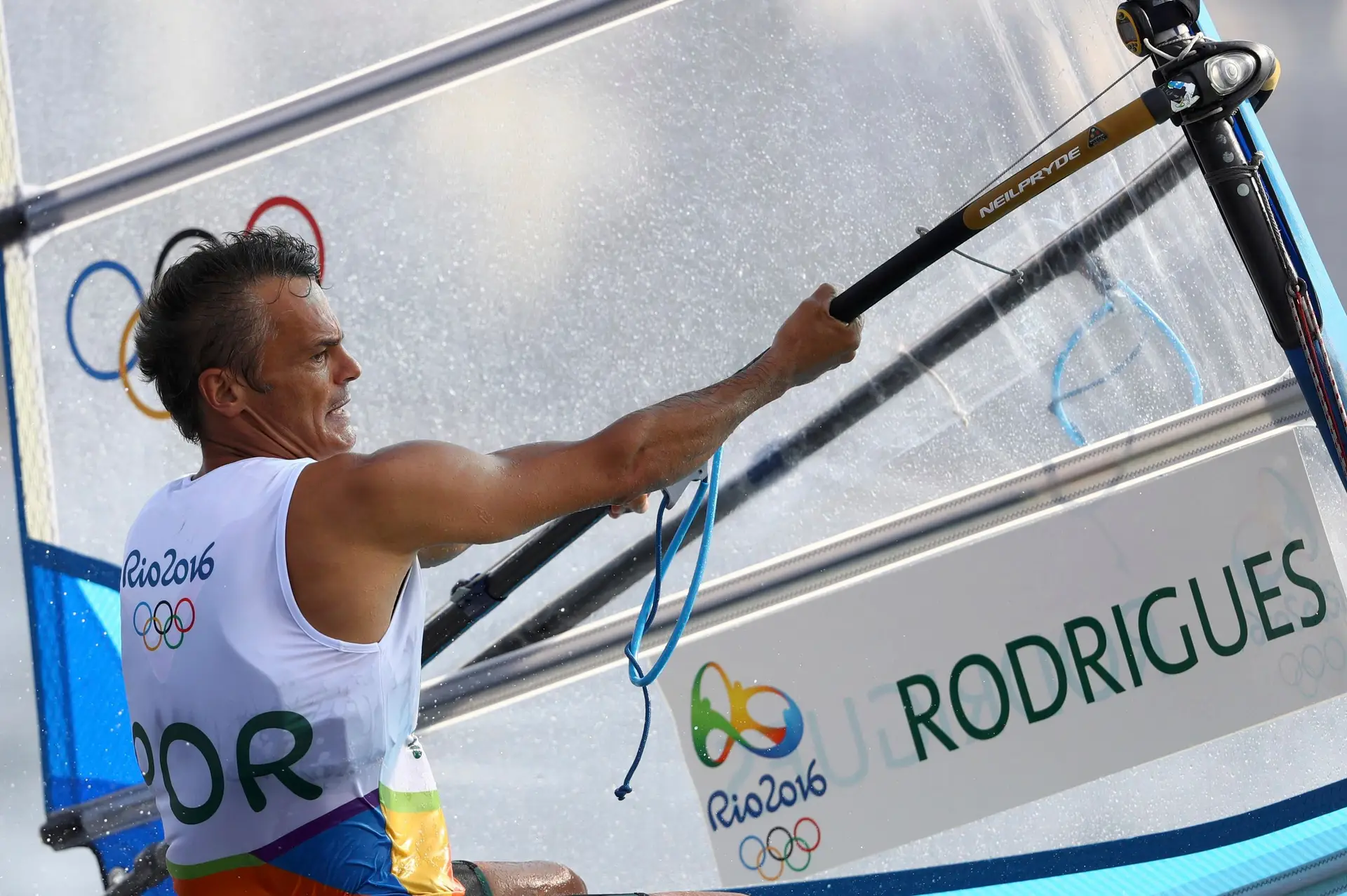 Velejador João Rodrigues falha Medal Race de RS:X por dois pontos