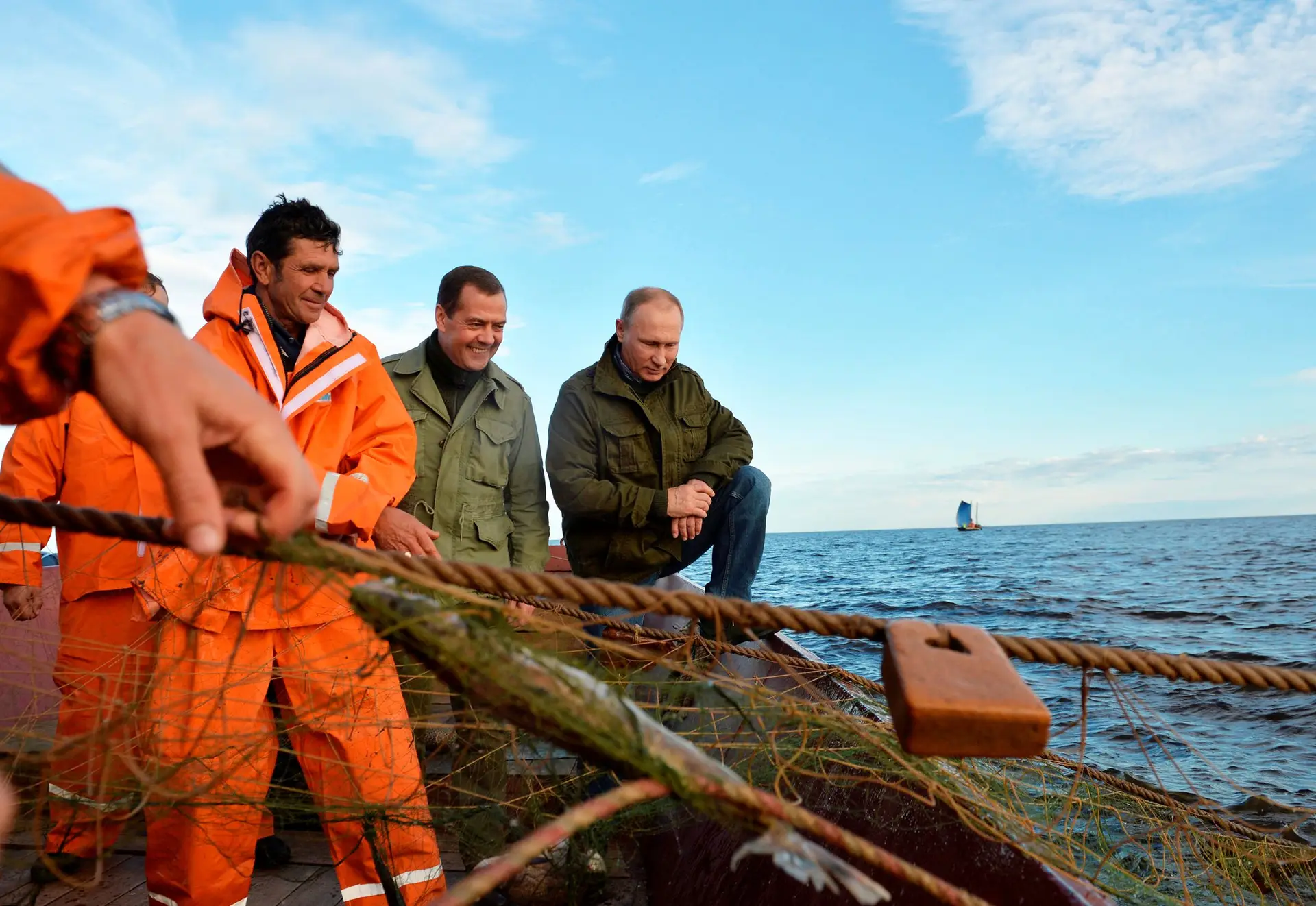 Putin e Medvedev foram à pesca