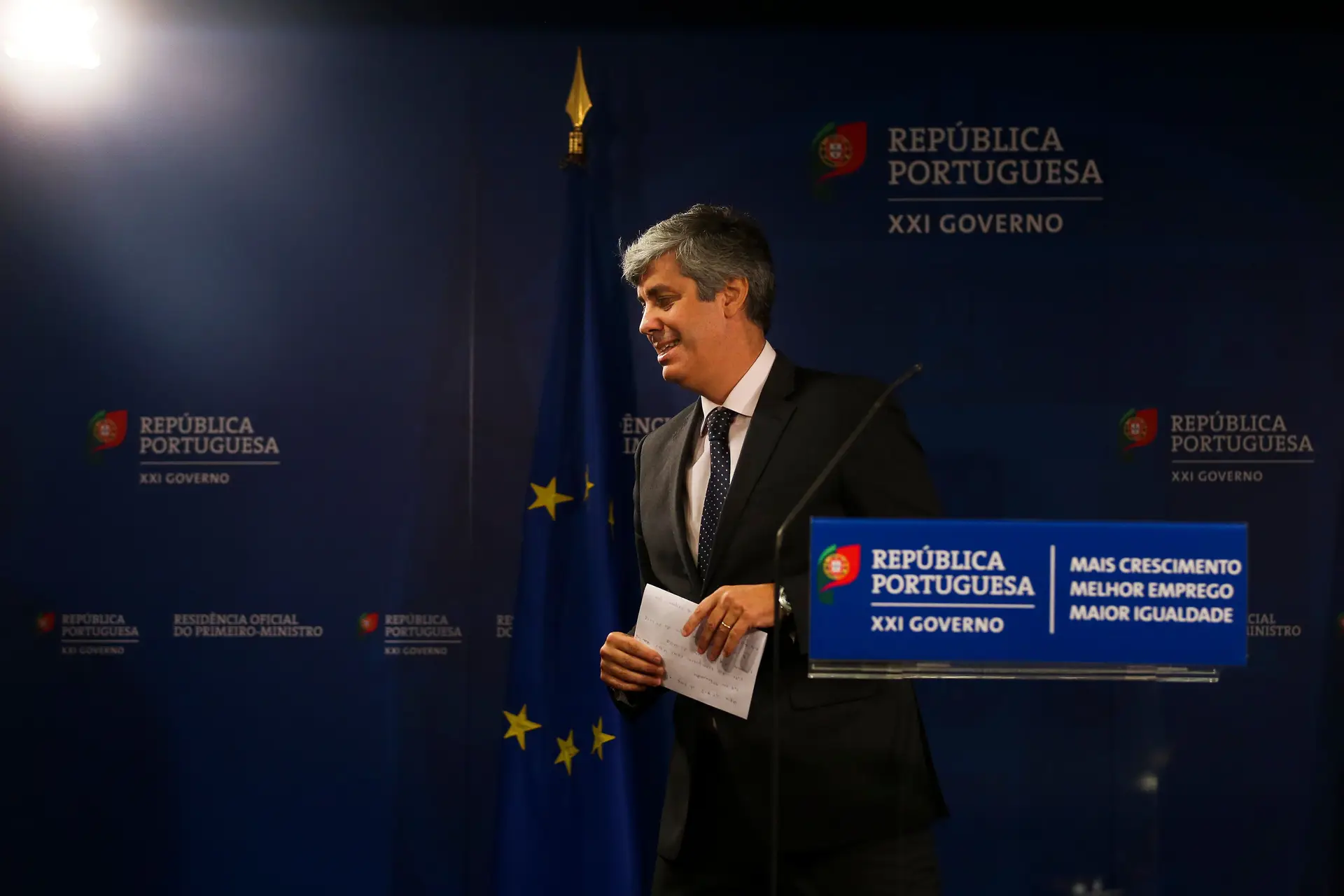 Défice cai para 2,8% no 1.º semestre