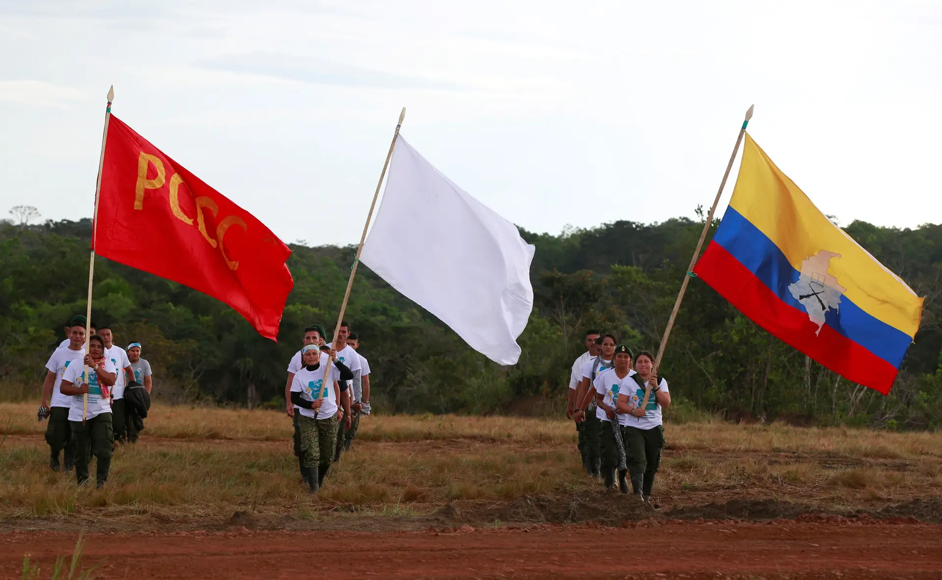 Governo colombiano e guerrilha das FARC formalizam hoje histórico acordo de paz
