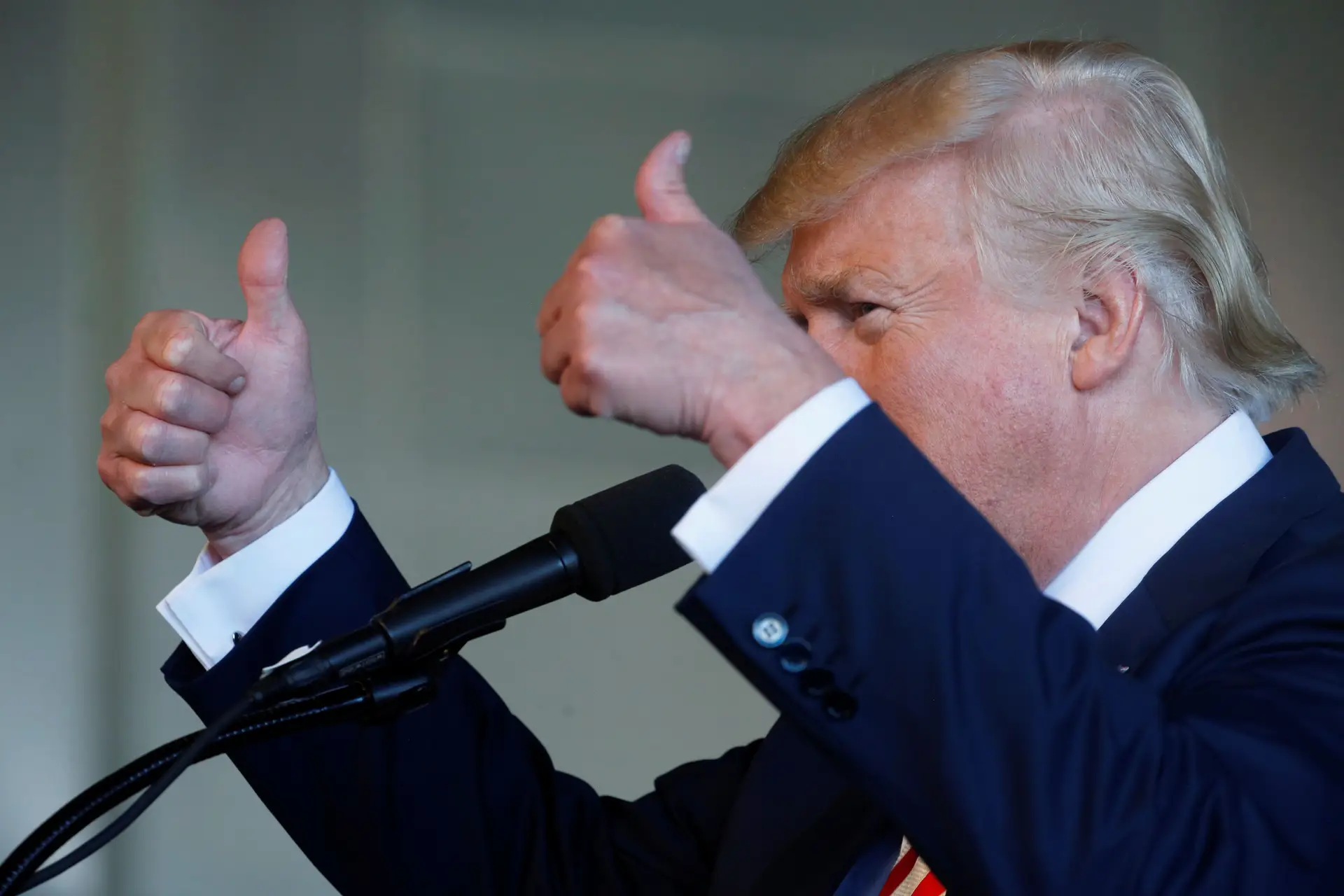 Trump com ligações a rede internacional de lavagem de dinheiro