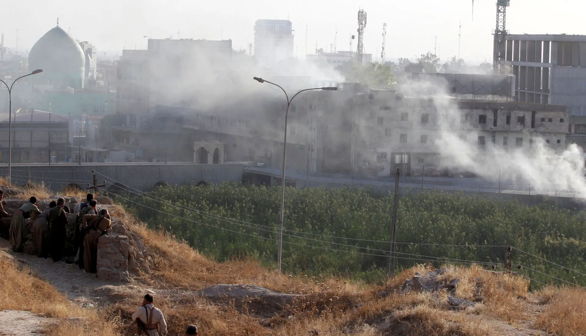 Combates na cidade iraquiana de Kirkuk fazem pelo menos 39 mortos