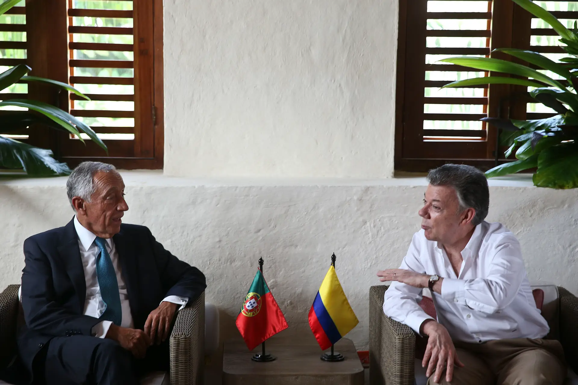 Marcelo reuniu-se com Presidente colombiano e convidou-o a visitar Portugal
