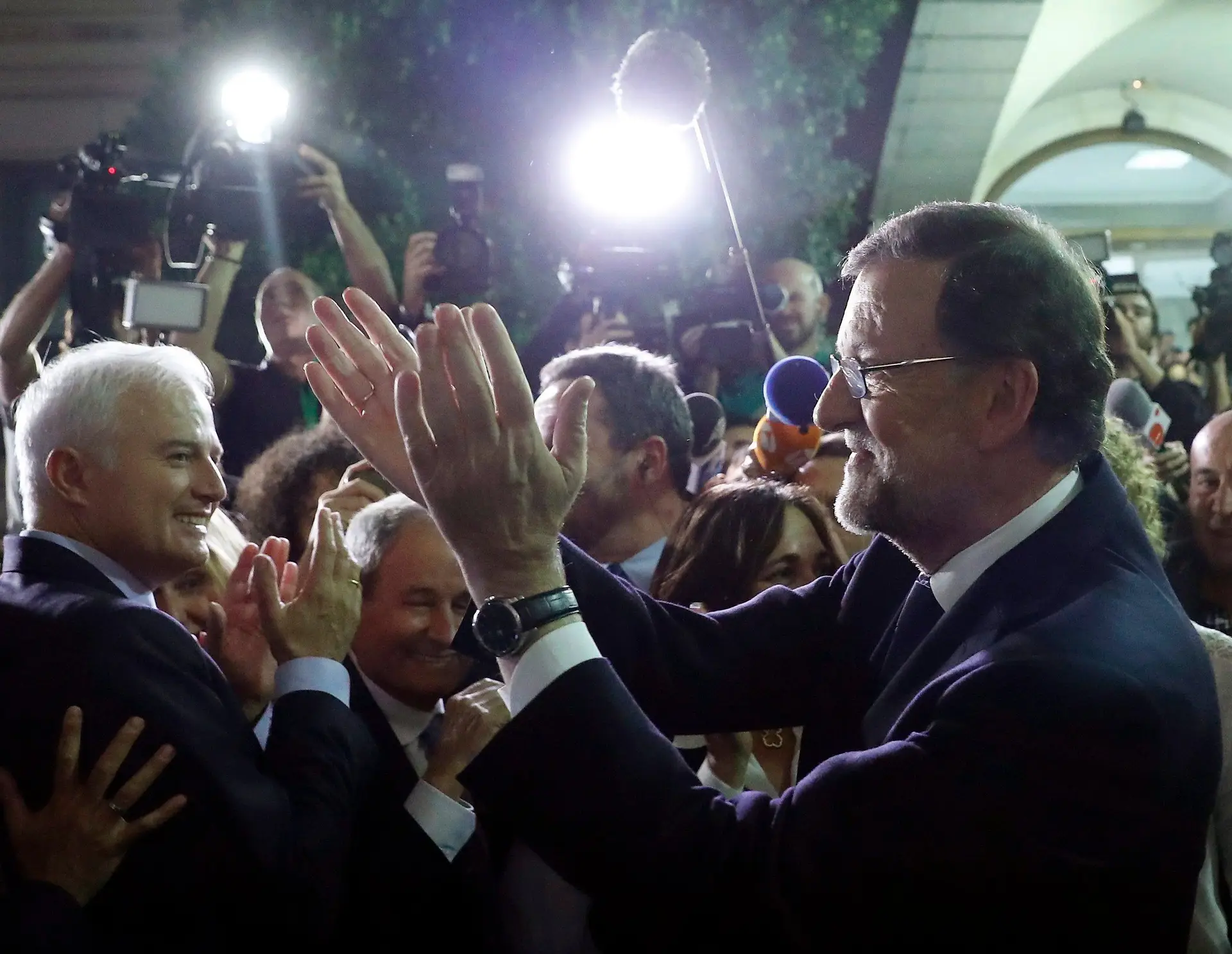 Rajoy anuncia quinta-feira composição de novo Governo