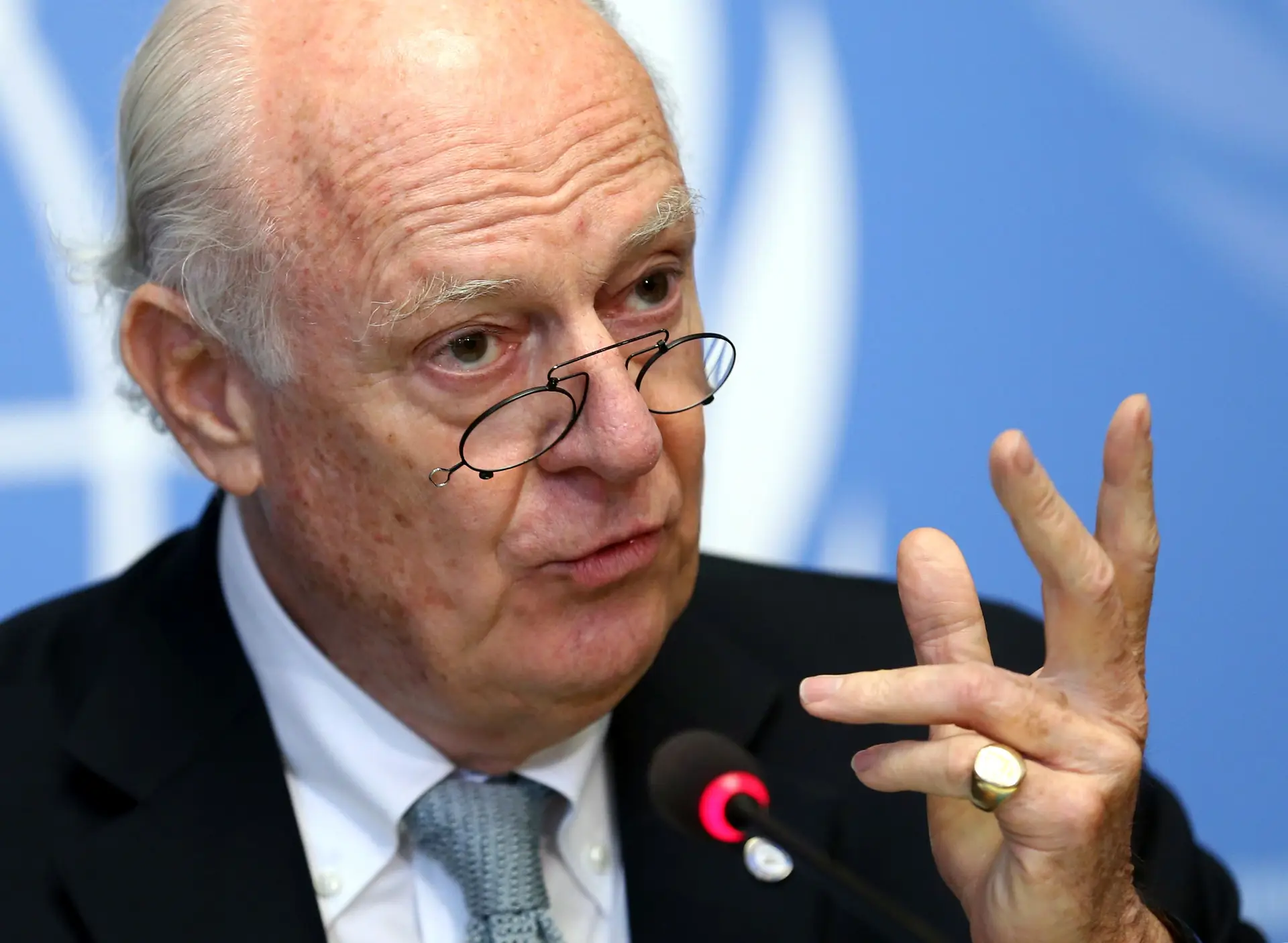 Enviado da ONU apela a consensos políticos nas negociações sobre a Síria