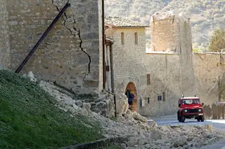 Sismo mais violento dos últimos 36 anos em Itália fez 20 feridos