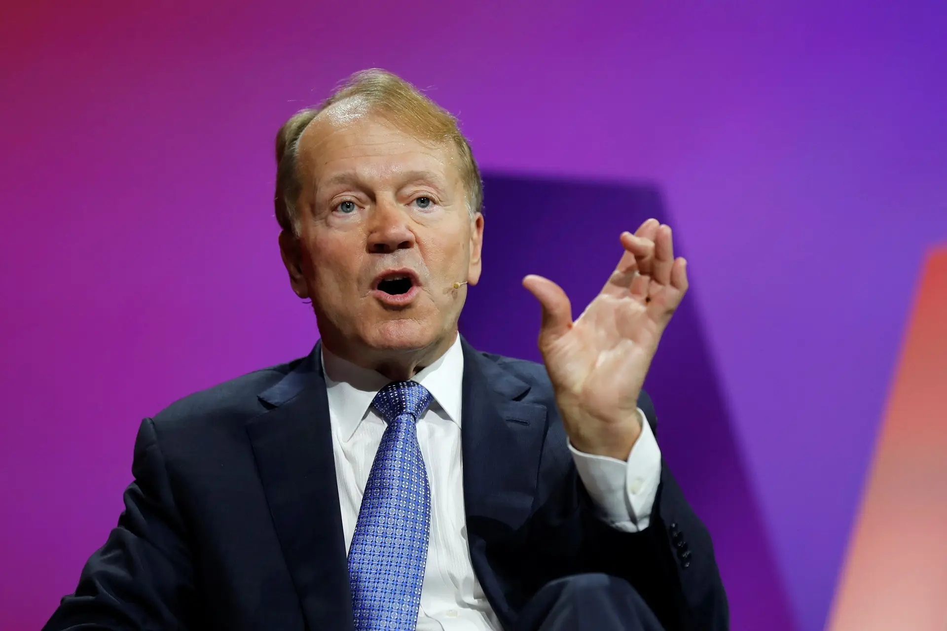 Presidente da Cisco vota em Hillary Clinton apesar de ser republicano