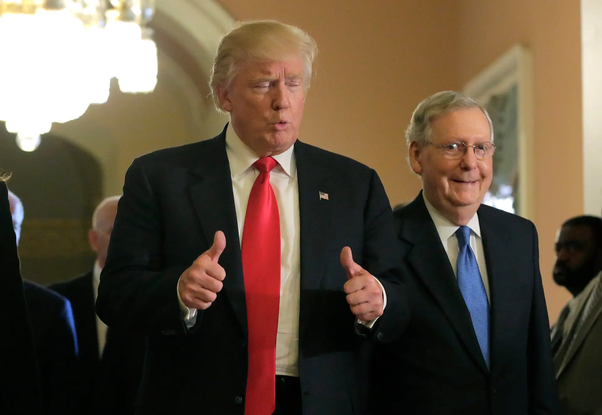 Trump chega à Presidência com recorde de ações judiciais
