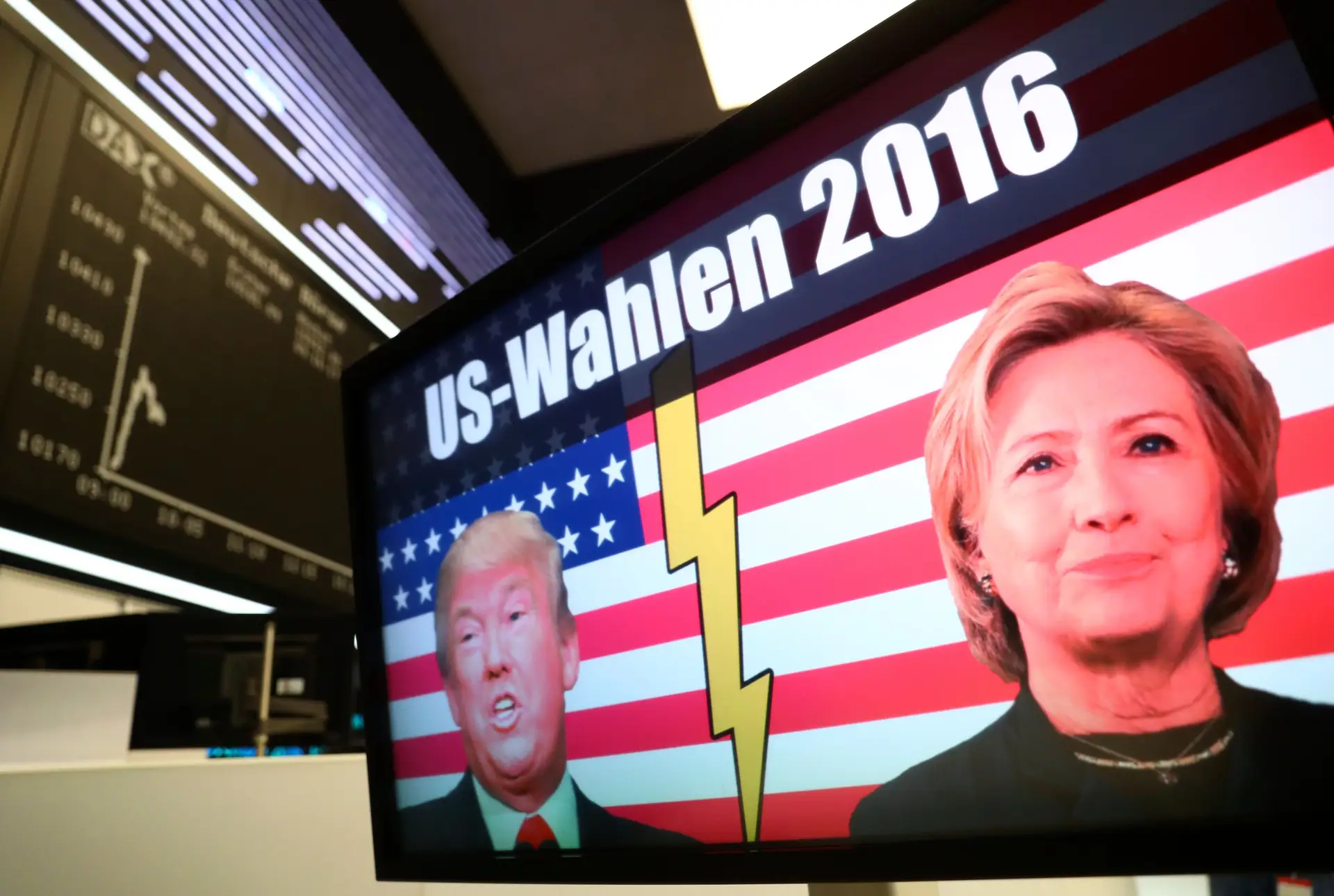 Hillary com mais um milhão de votos que Trump