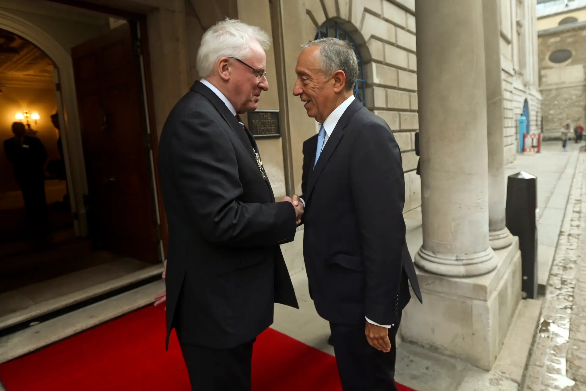 Marcelo Rebelo de Sousa recebido pelo Lord Mayor de Londres, Andew Parmely.