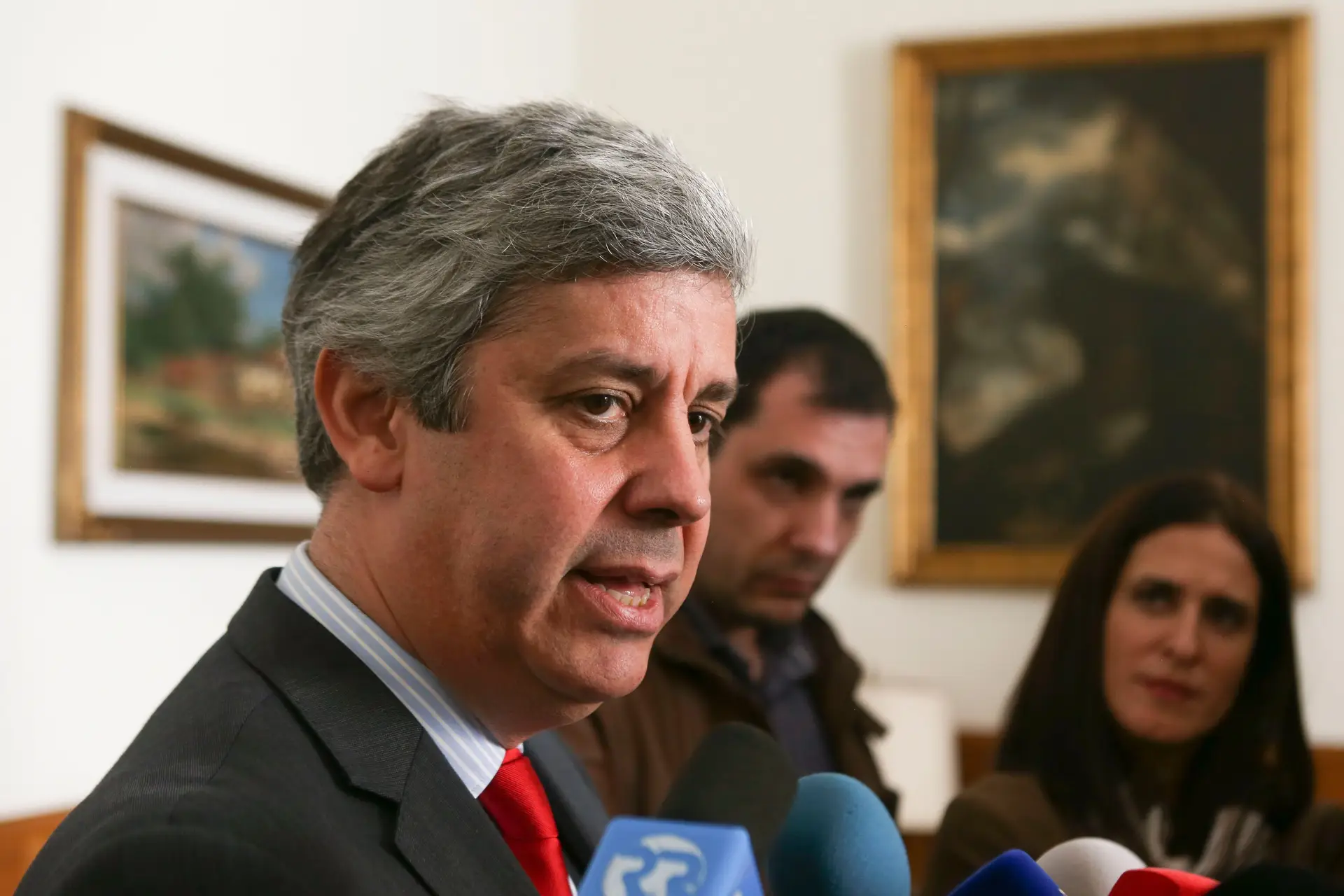 Regresso às 35 horas não significou aumento de despesas com pessoal, afirma Centeno