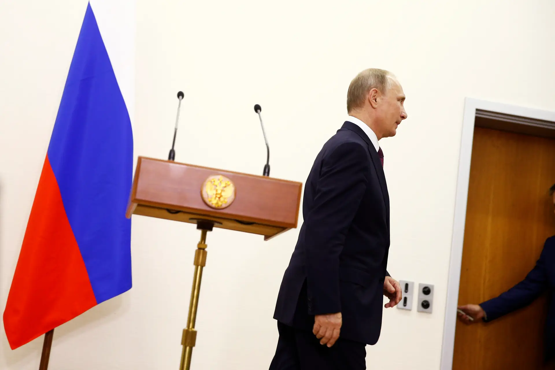 Rússia retira-se do tratado fundador do Tribunal Penal Internacional