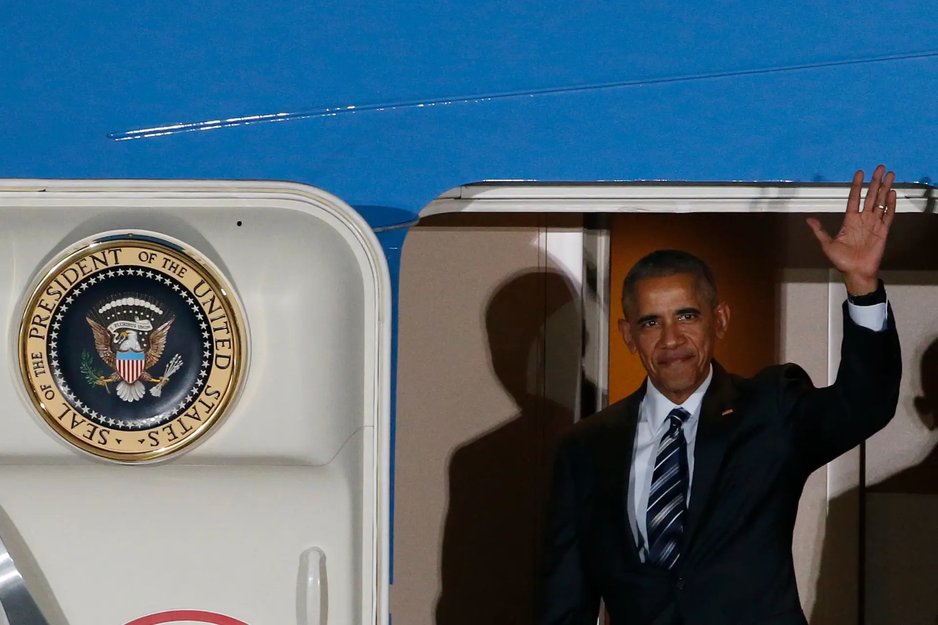 Obama em Berlim para encontros com Merkel e Hollande