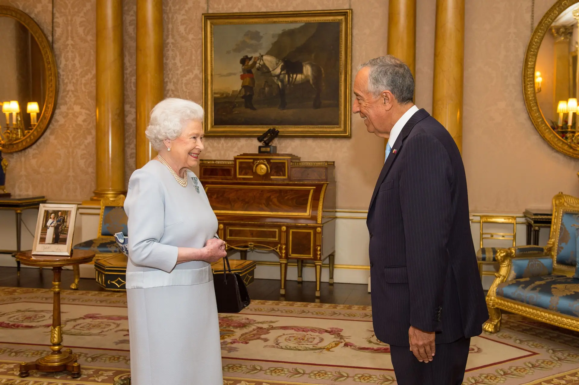 Presidente da República envia condolências a rainha Isabel II pela morte do príncipe Filipe