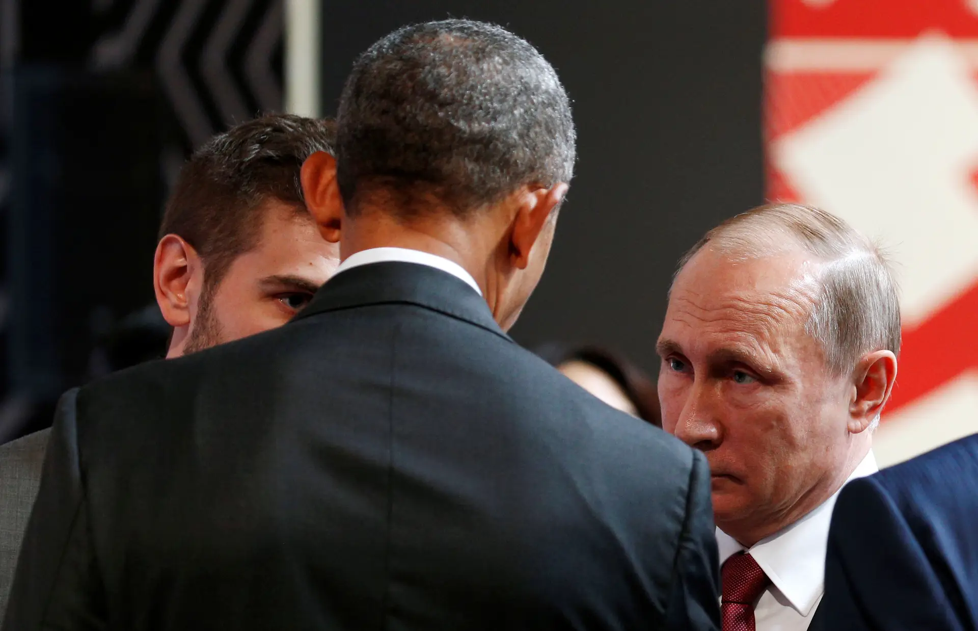 Obama pede mais esforços a Putin para acabar com violência na Síria