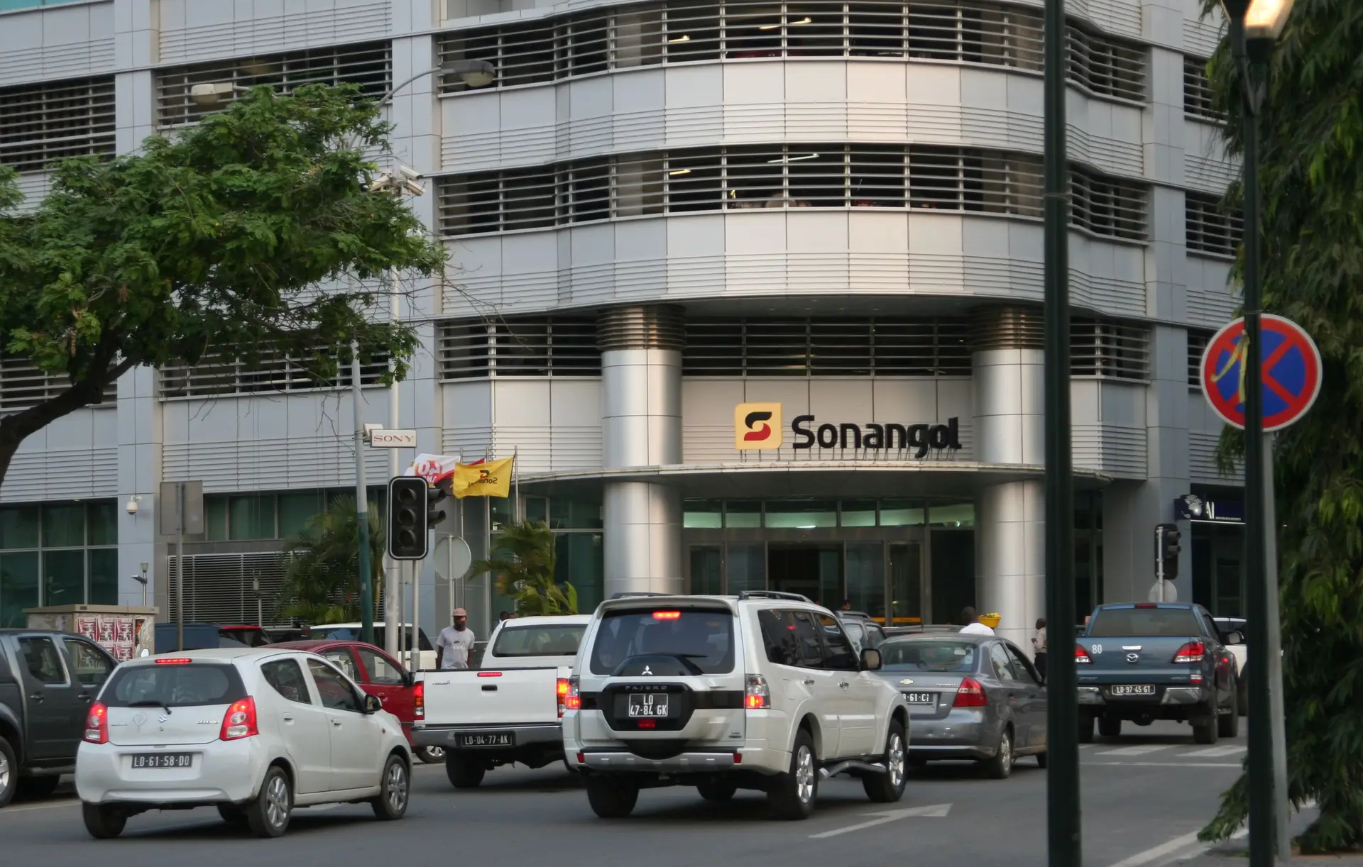 Sonangol culpa rumores por dificuldades na venda de combustíveis em Angola