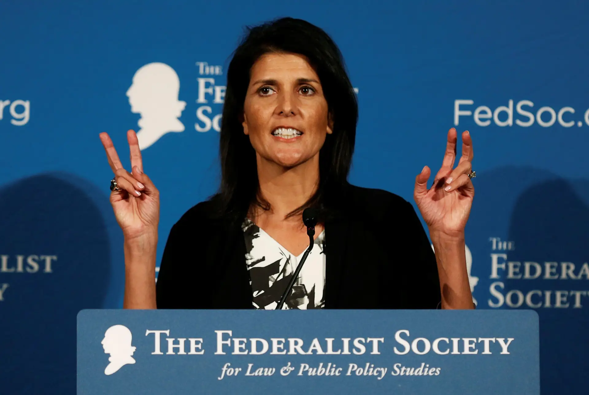 Trump nomeia Nikki Haley para o cargo de embaixadora na ONU
