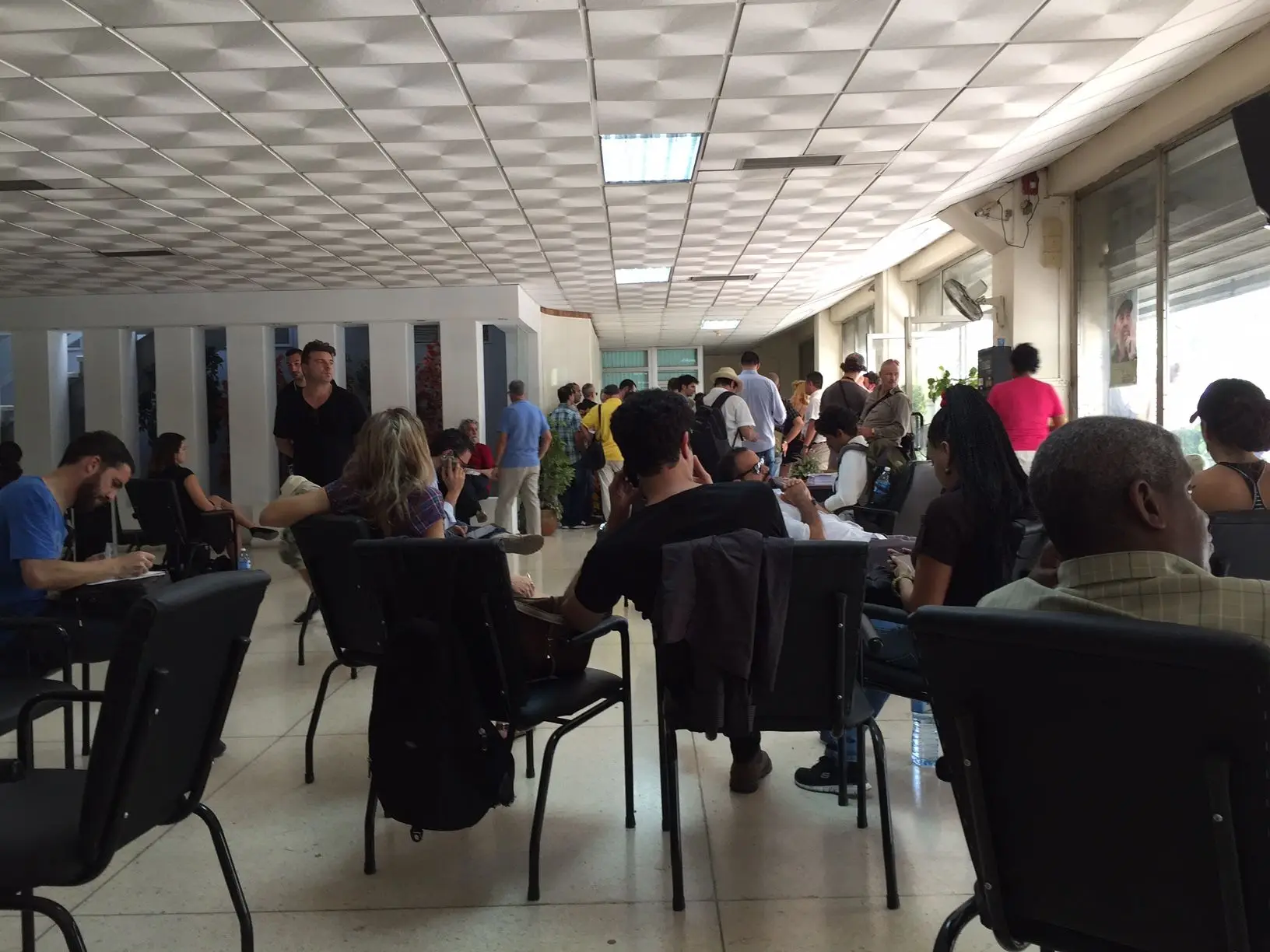 "Sem pausas. E sem pressas". Bienvenidos a Cuba.