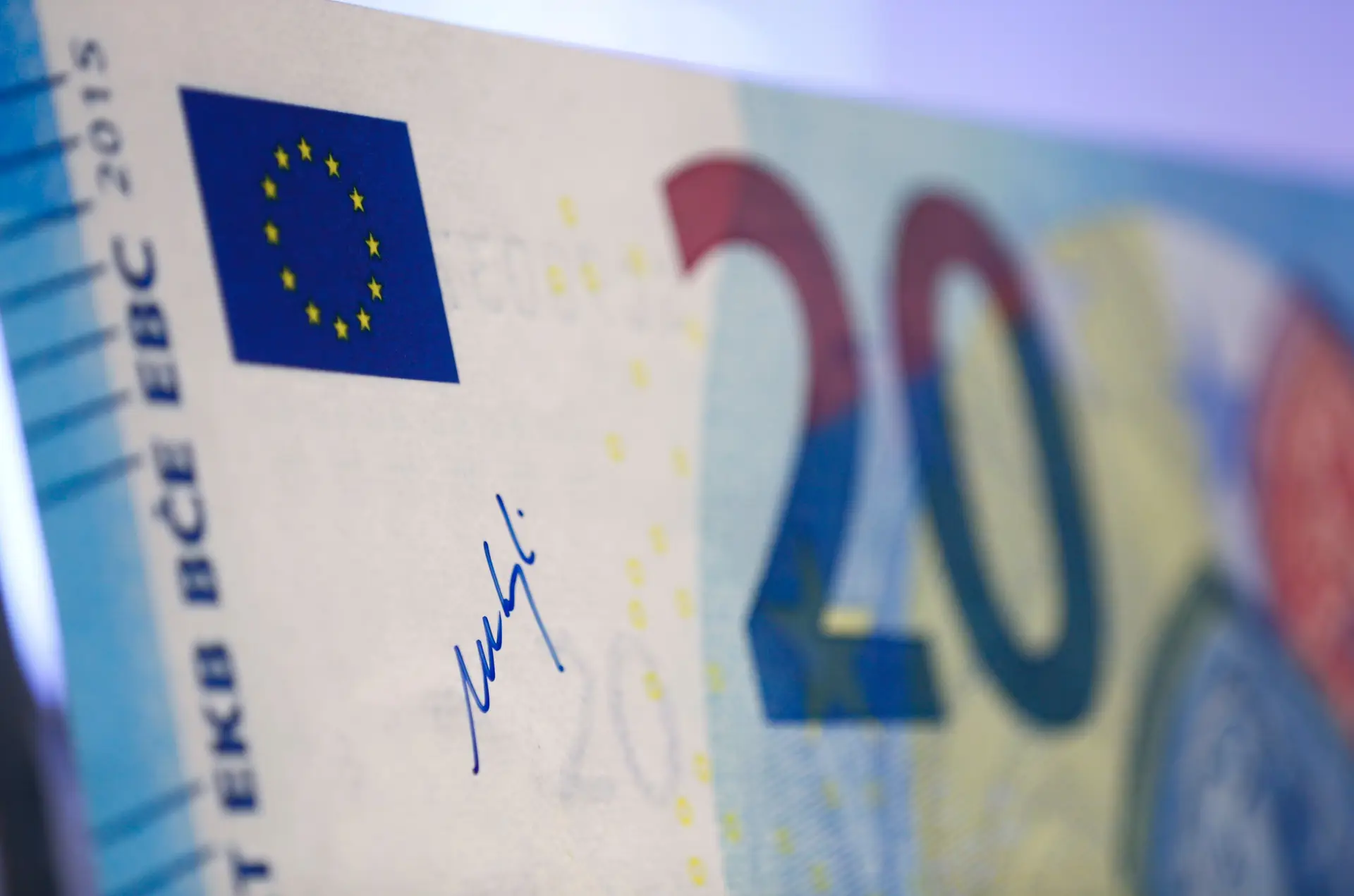 UTAO estima que dívida pública tenha subido para 130,2% do PIB em 2016