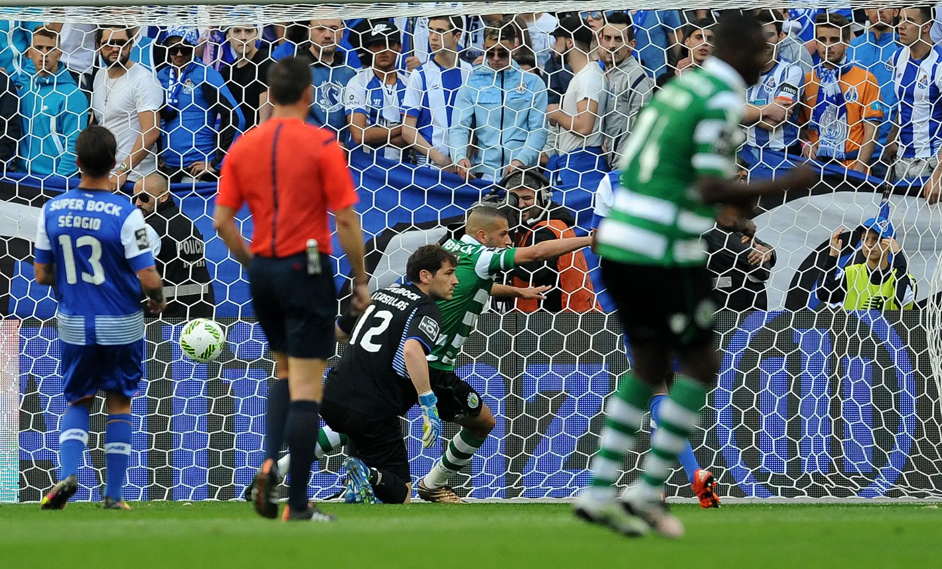 "Se Slimani marcar e nós ganharmos, tudo bem", diz Casillas