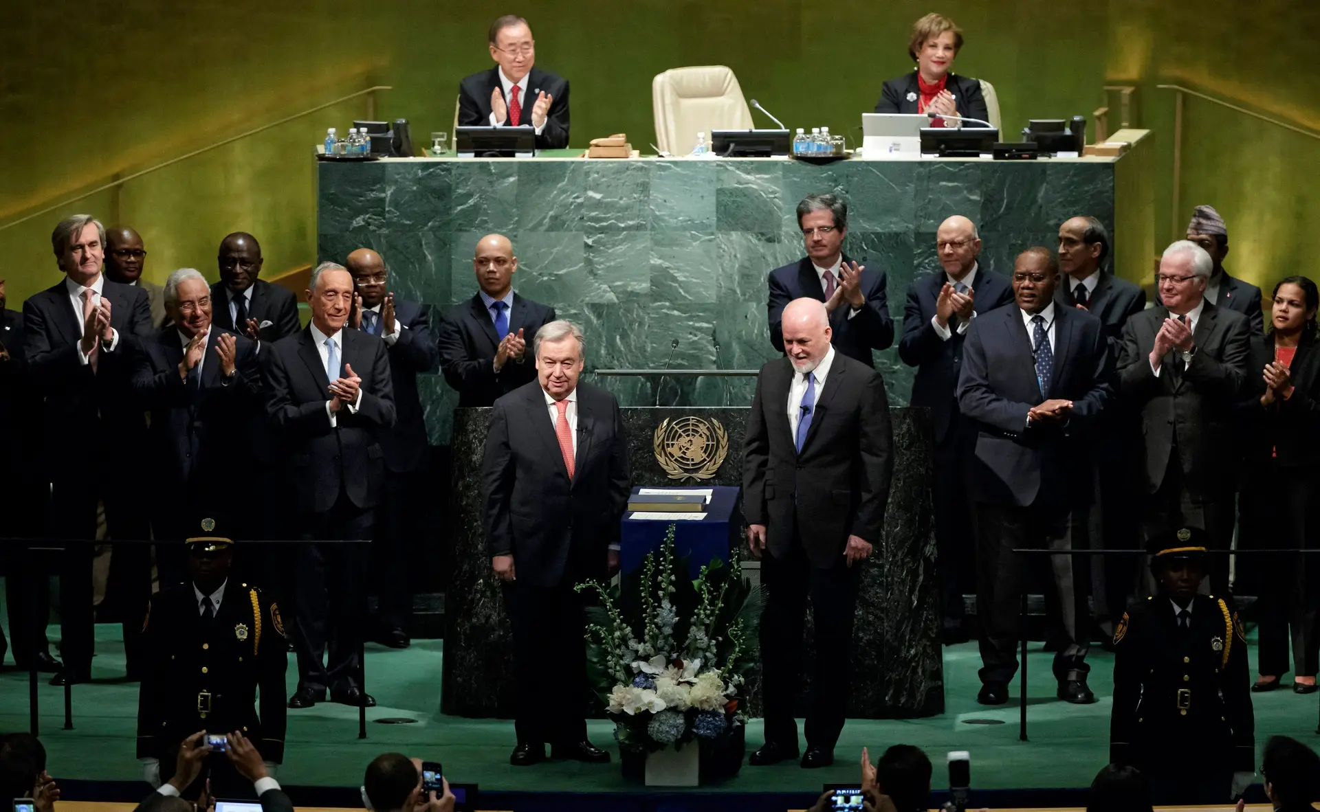 Guterres preparado para se "envolver pessoalmente" na resolução de conflitos