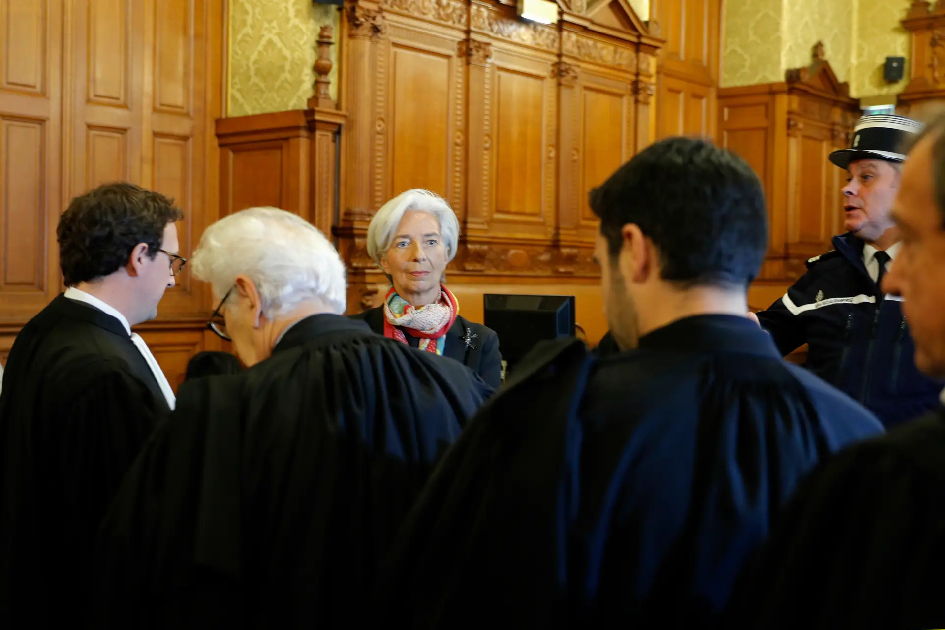 Julgamento de Lagarde por desvio negligente de fundos públicos já começou