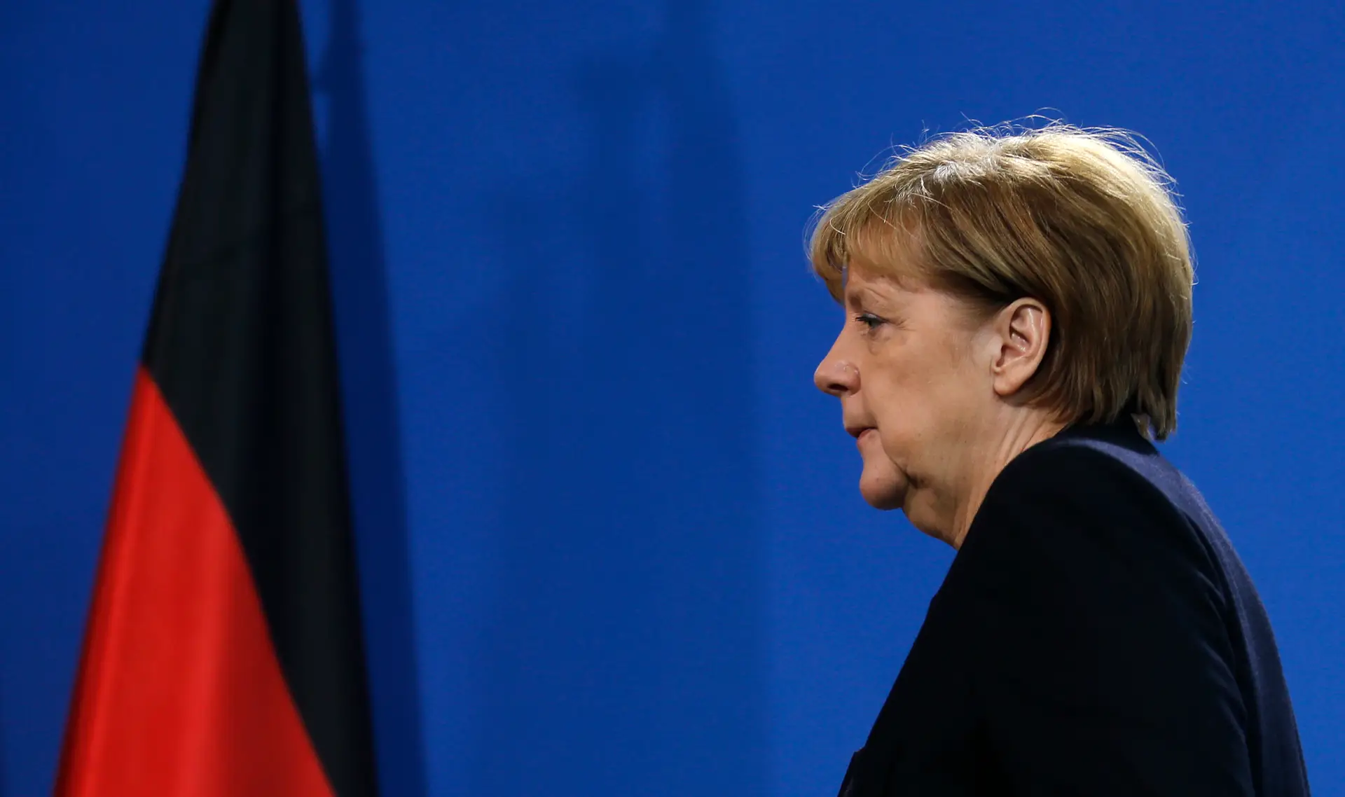 Merkel admite que atentado em Berlim é um "ataque terrorista" 