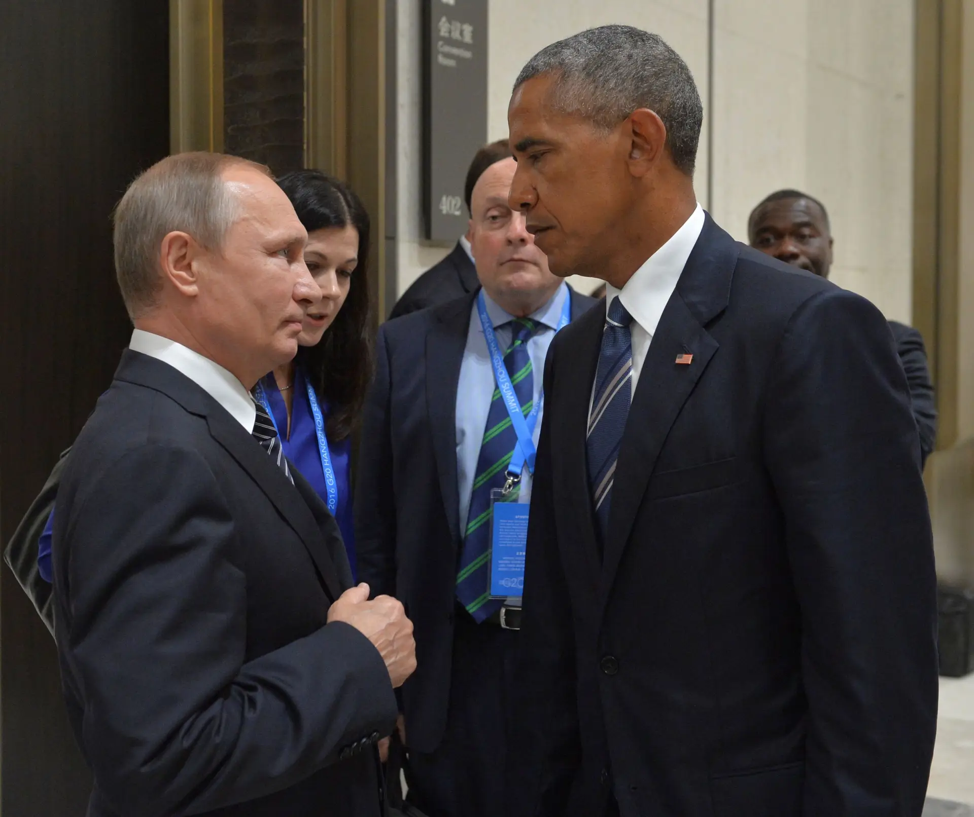 Porta-voz do Kremlin diz que diálogo Rússia-Estados Unidos está congelado a todos os níveis