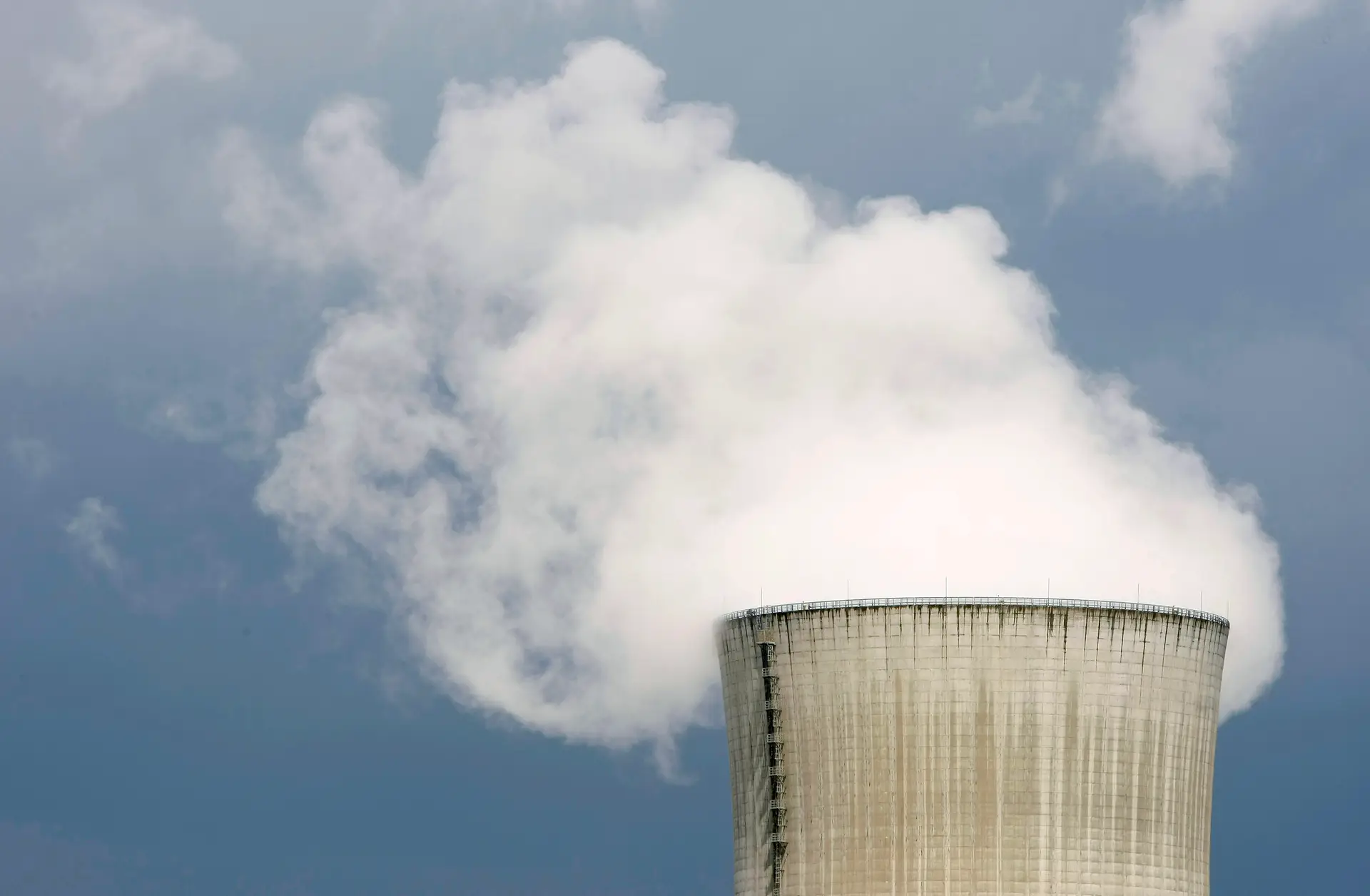 Governo espanhol autorizou construção de armazém de resíduos nucleares em Almaraz