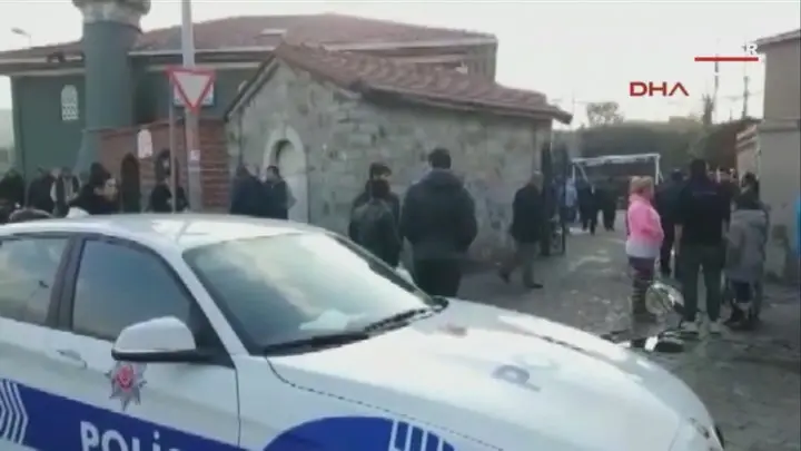 Tiroteio à porta de mesquita em Istambul faz dois feridos