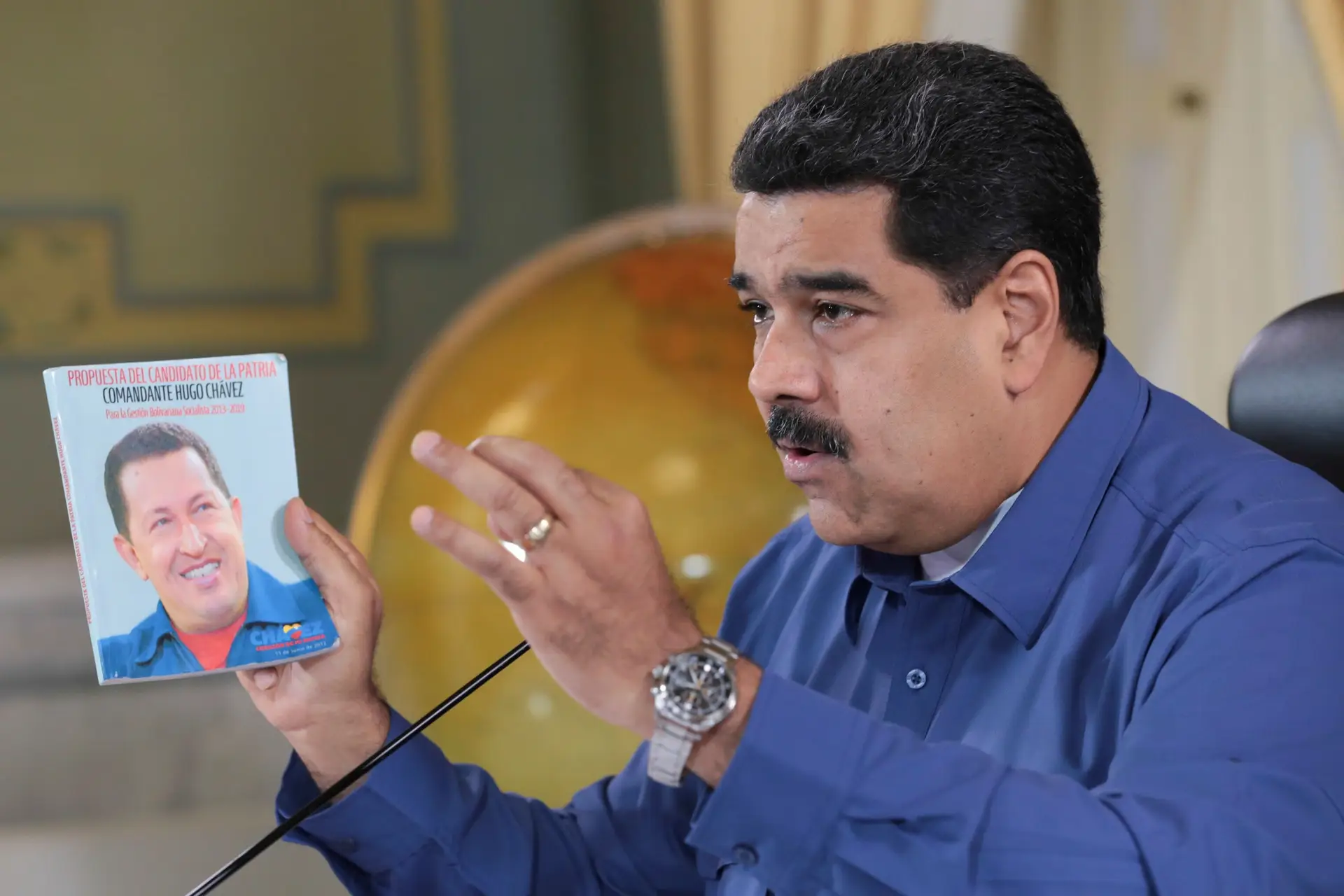 Parlamento venezuelano vai declarar "abandono do cargo" pelo Presidente Nicolás Maduro