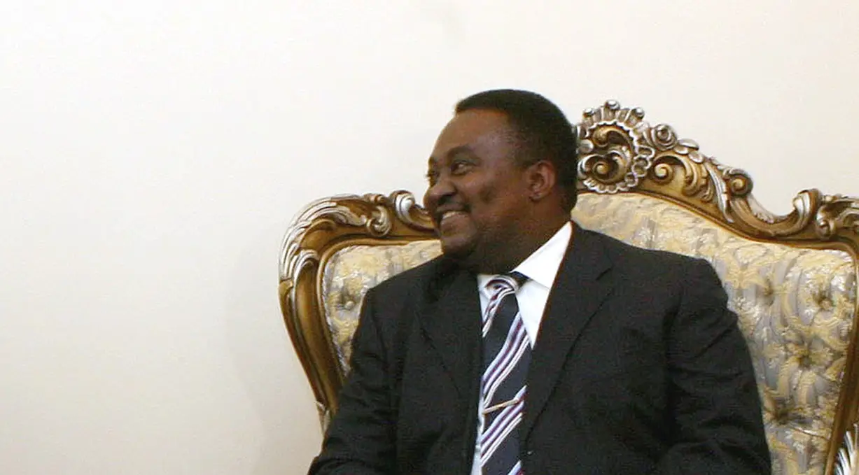 Presidente do Parlamento de Angola em Lisboa para cerimónias fúnebres de Soares
