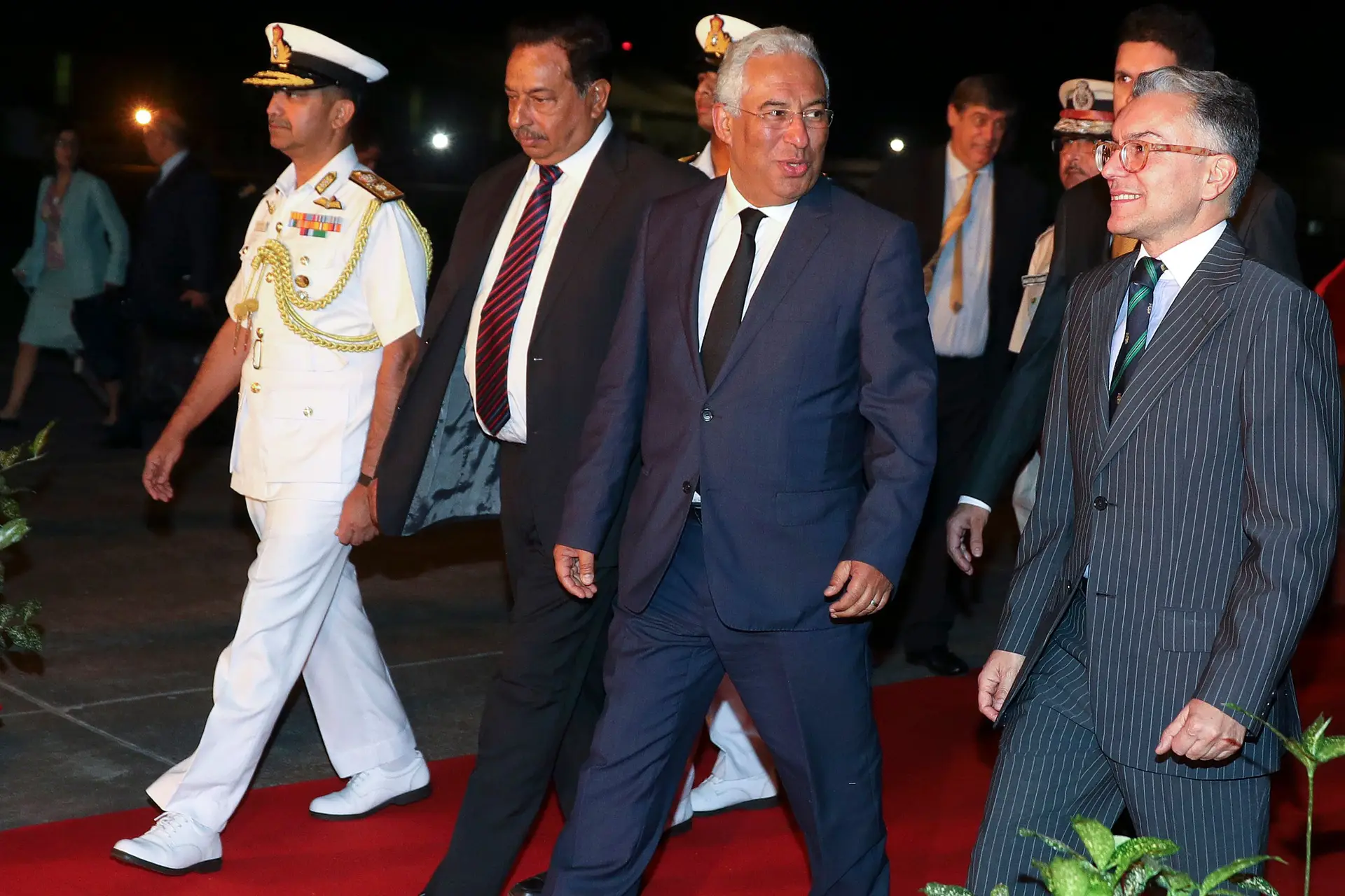 Costa assiste a lançamento do livro do pai em Goa