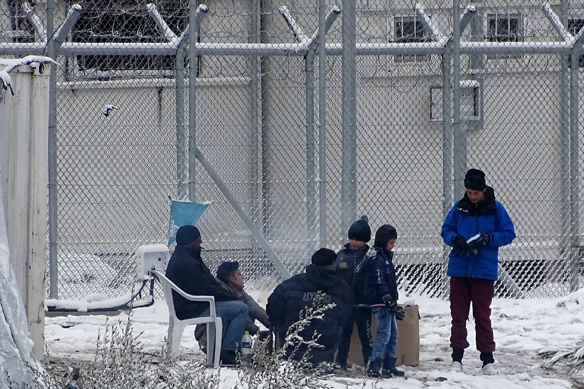 Situação dos migrantes em Lesbos é "mesmo de emergência" devido ao frio