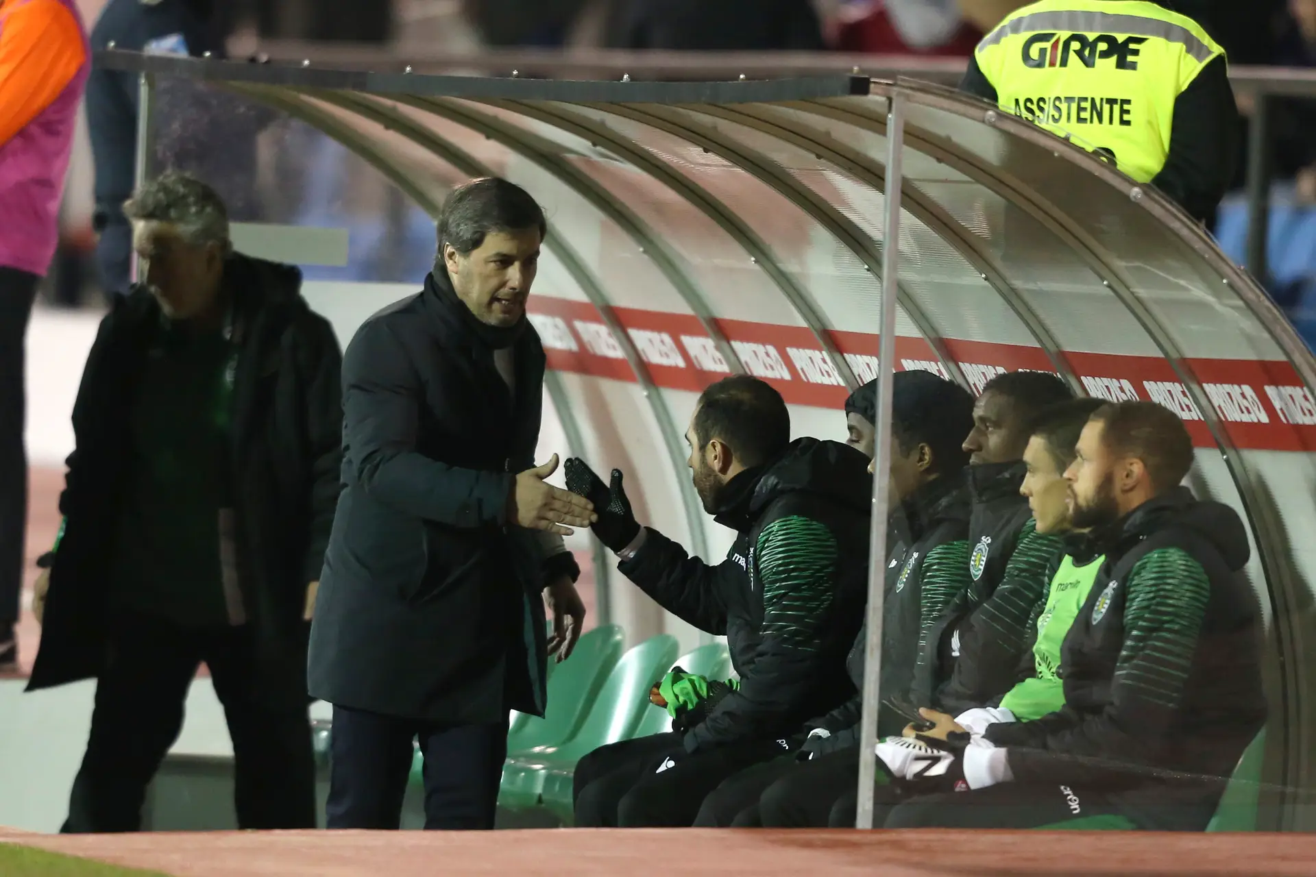 Bruno de Carvalho, "triste, desolado", anuncia "emagrecimento" do plantel