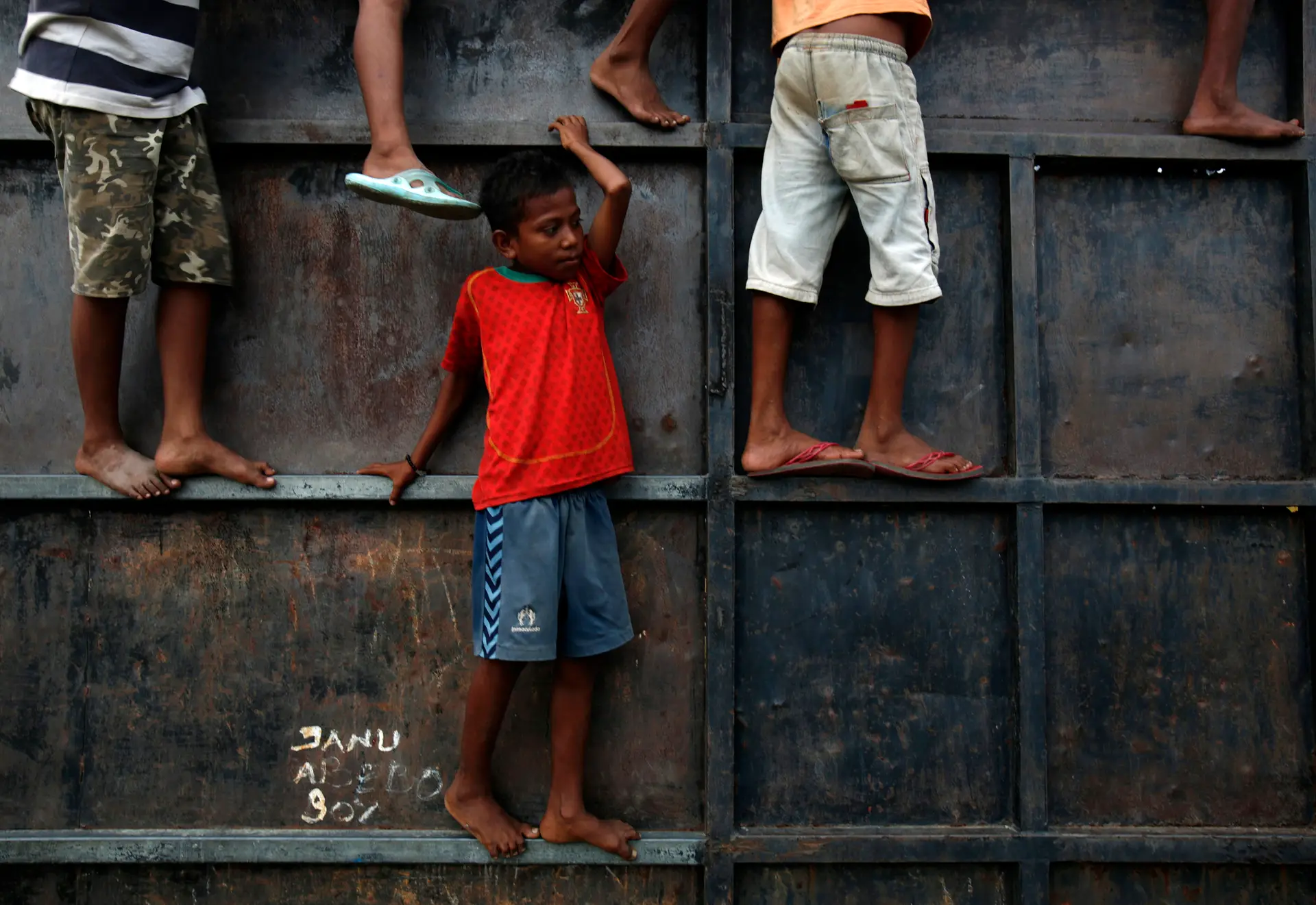Documentário sobre crianças roubadas a Timor-Leste durante ocupação indonésia