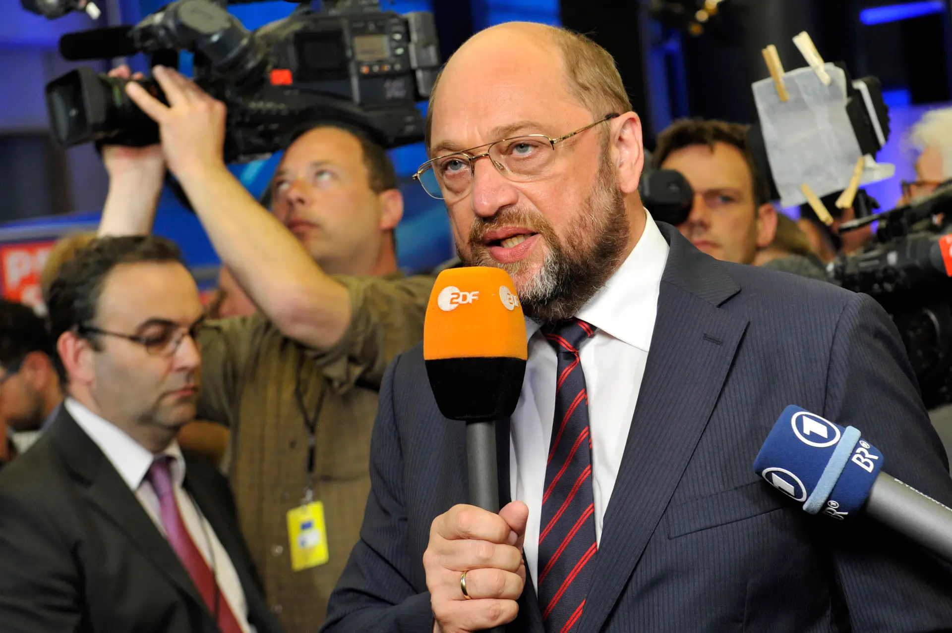 Schulz diz que Trump será um desafio para a Europa