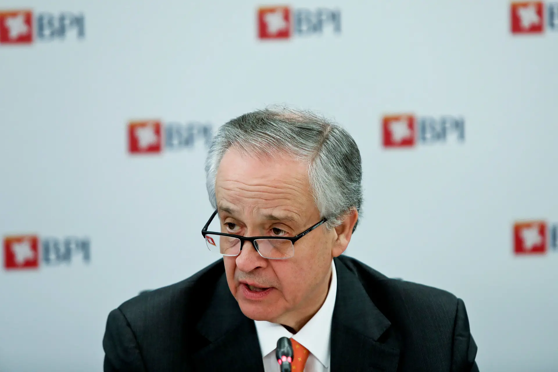 Ulrich deixa presidência do BPI