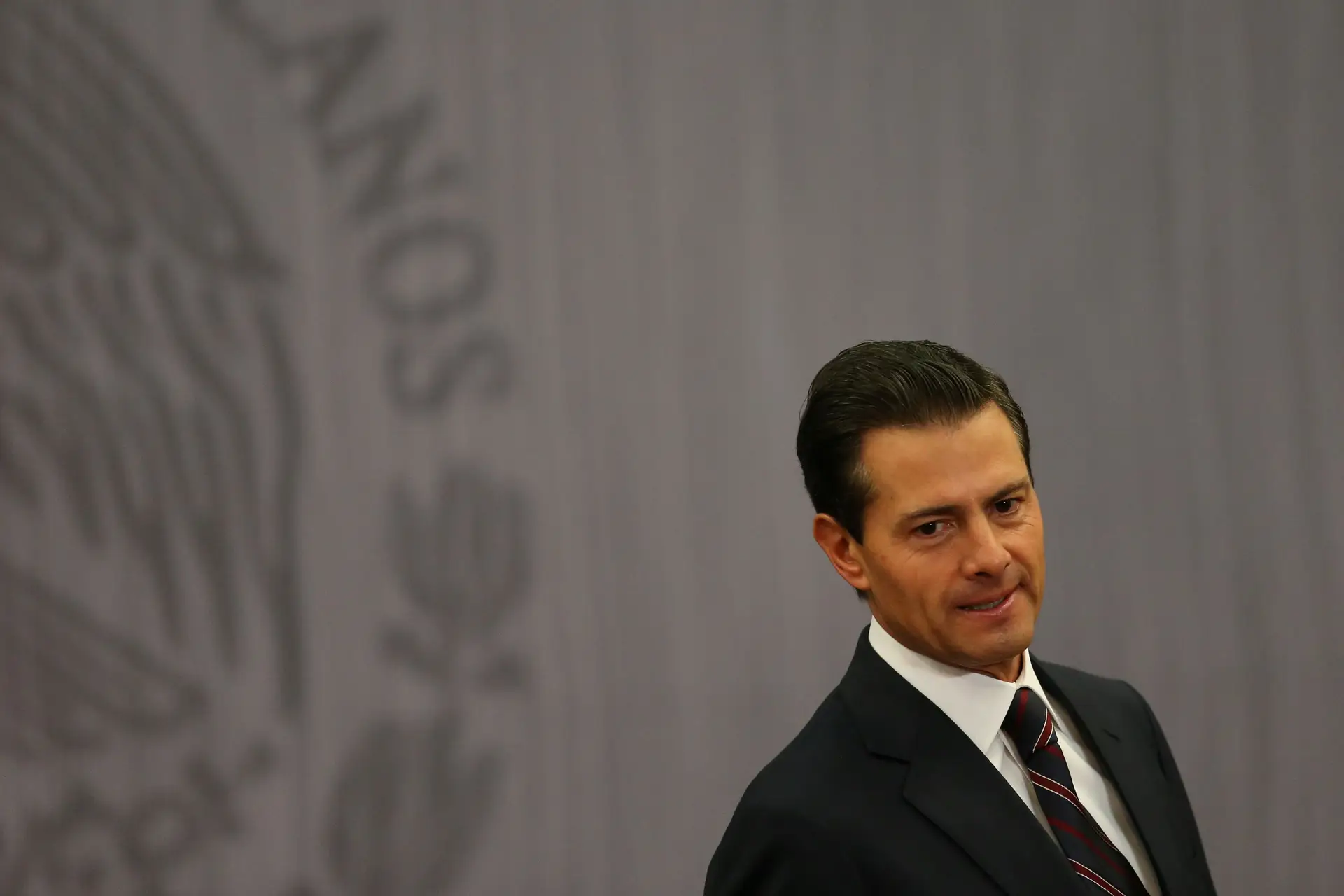 Presidente do México cancela viagem a Washington