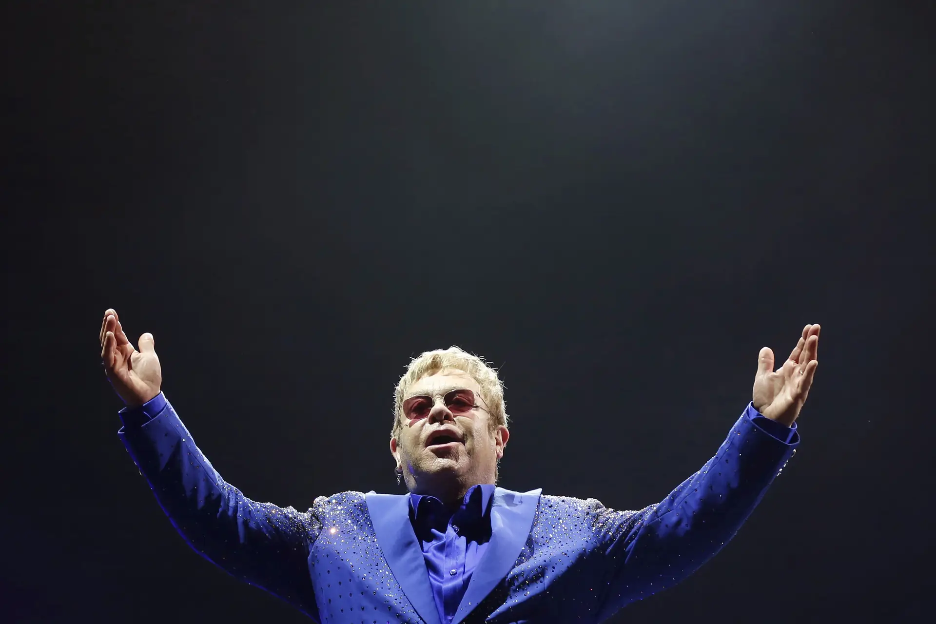 Elton John vai transformar "O Diabo veste Prada" num musical