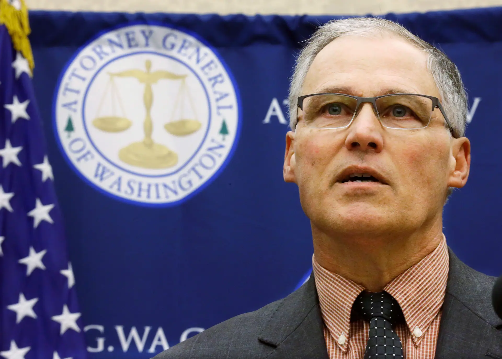 Procurador-geral do estado de Washington vai processar Trump