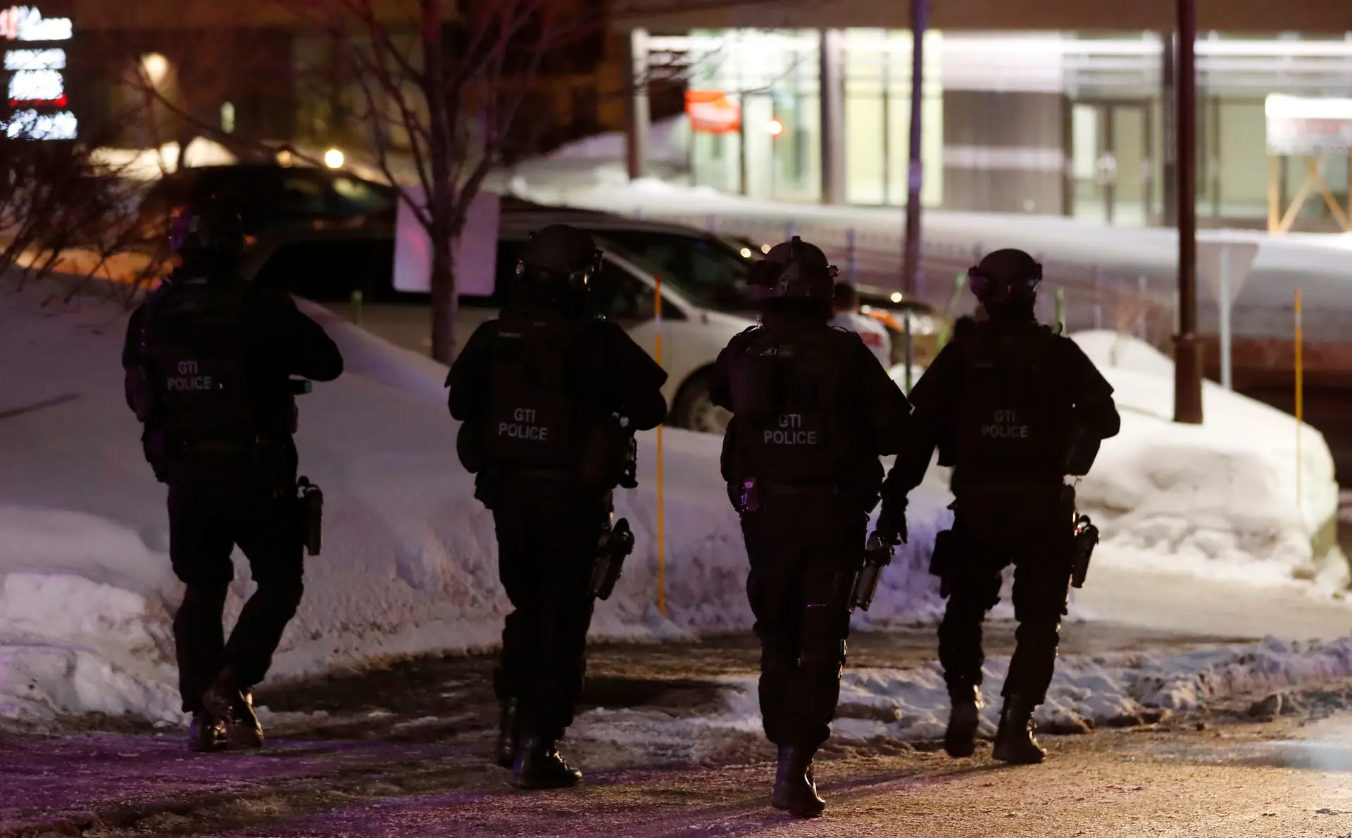 Ataque contra mesquita no Quebeque faz 6 mortos e 8 feridos
