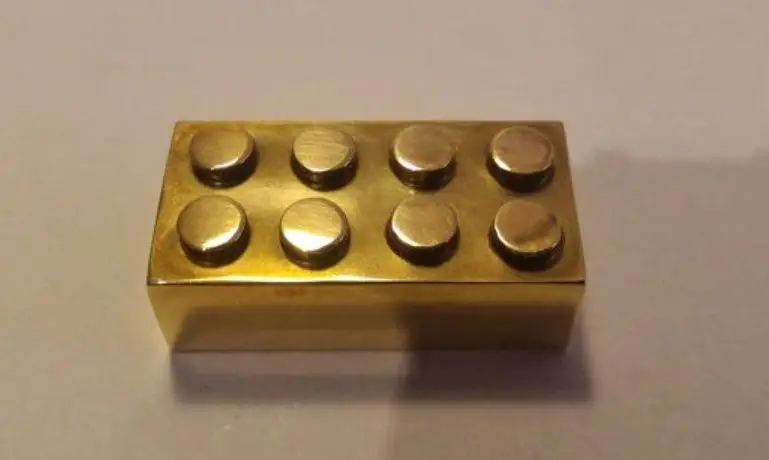 Leiloada peça de Lego mais cara do mundo