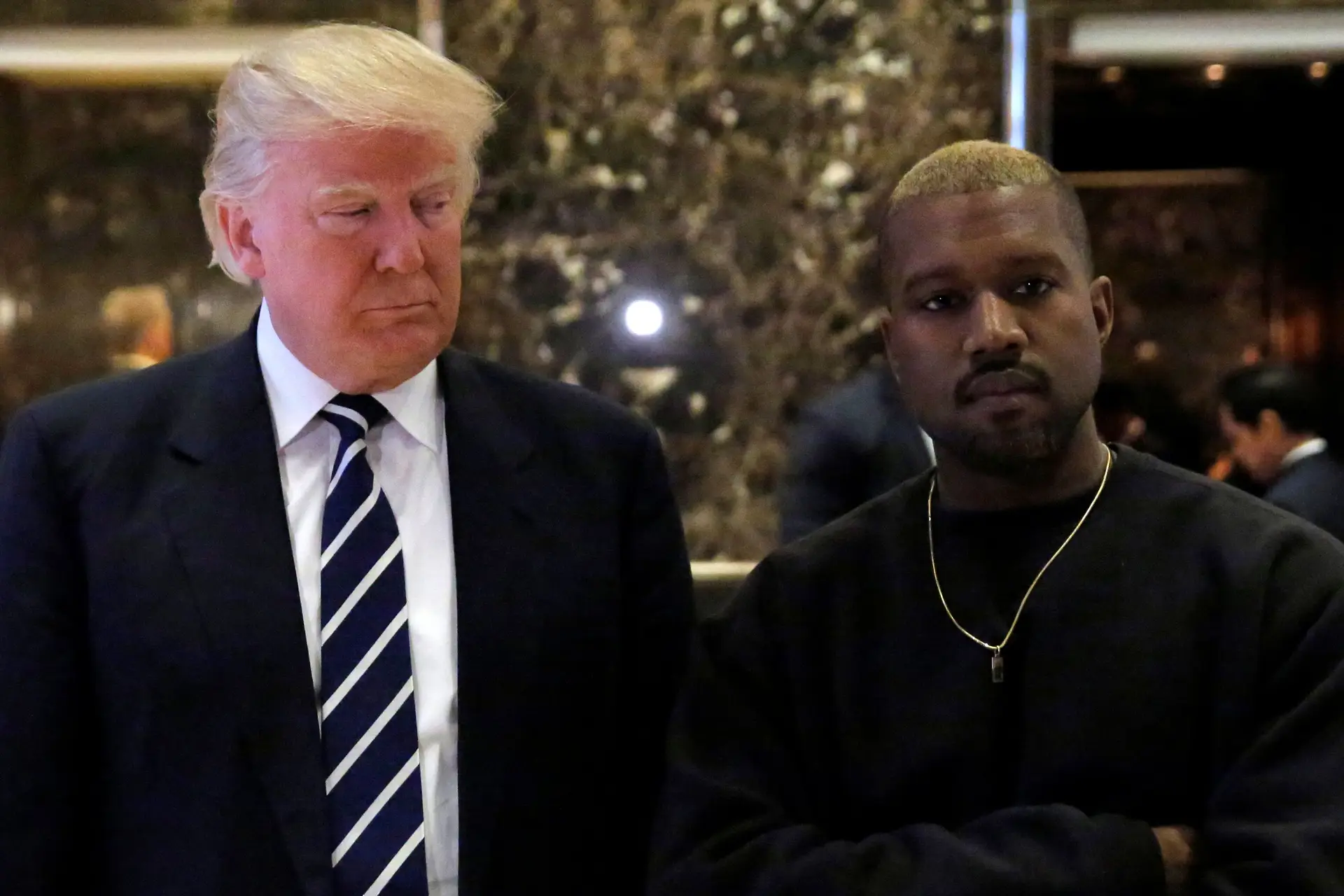Músico Kanye West anuncia candidatura à Presidência dos EUA