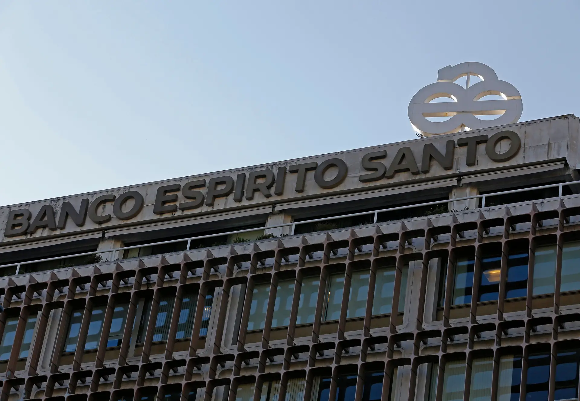 Novas buscas no Universo Espírito Santo