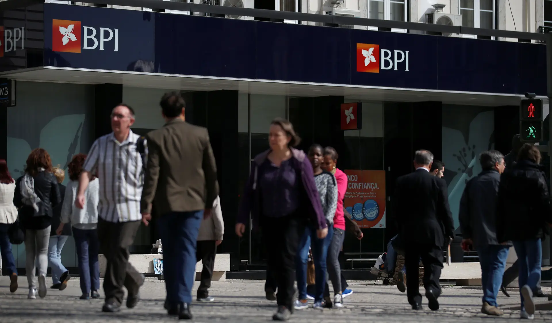 Banco BPI anuncia saída de 617 trabalhadores