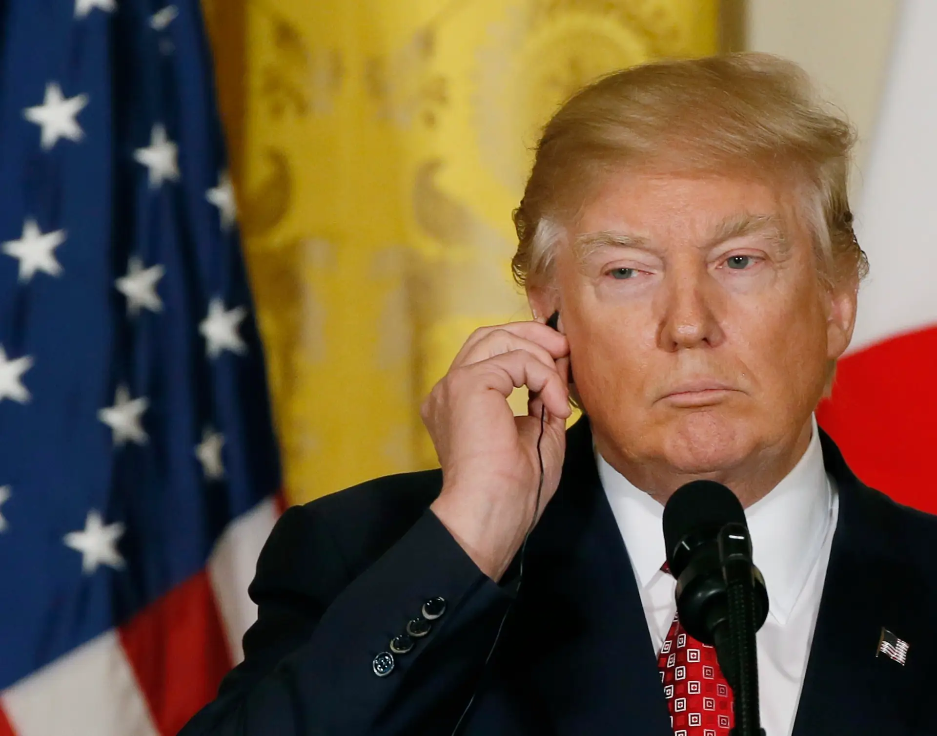Donald Trump promete resposta forte à Coreia do Norte
