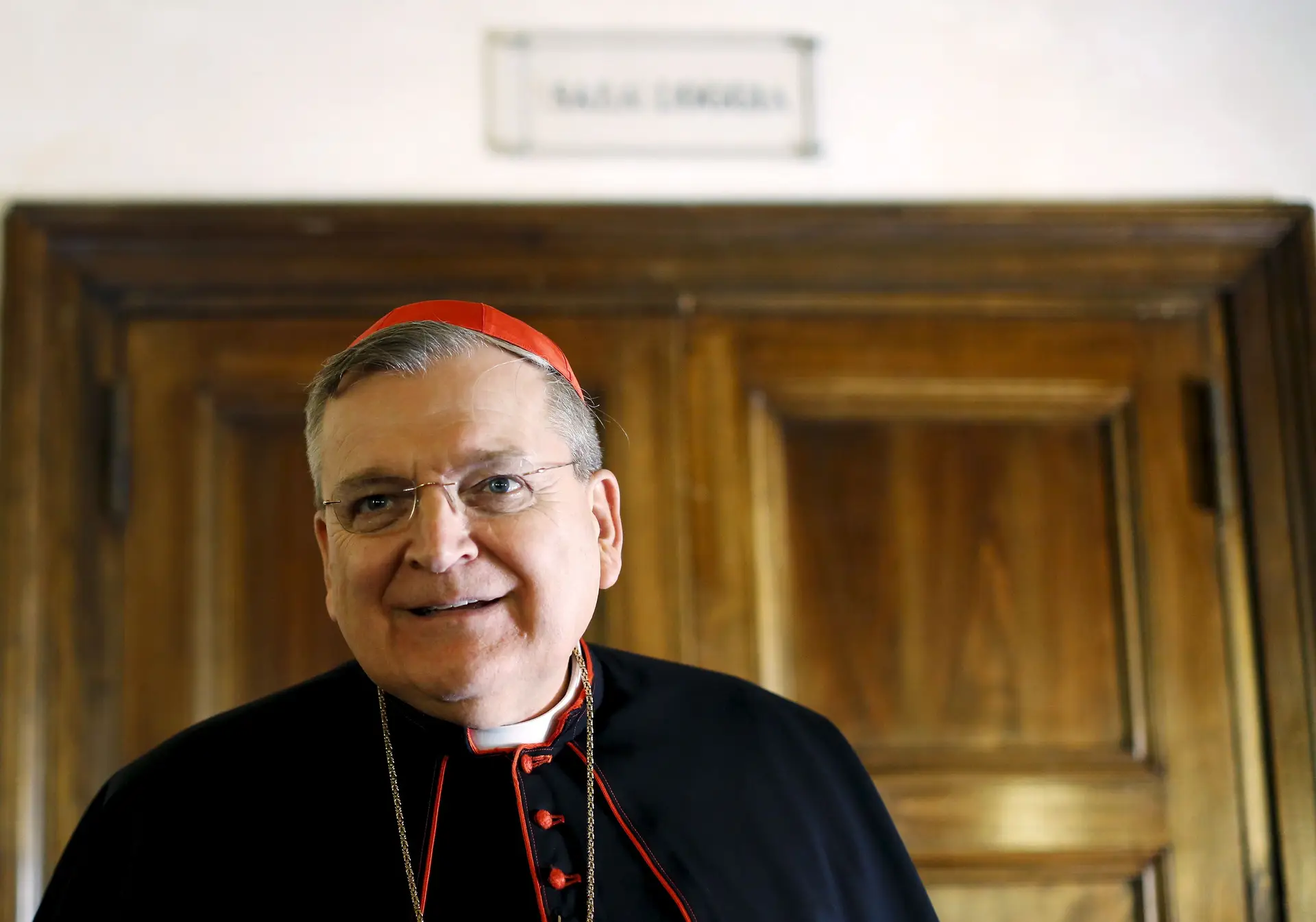Vaticano envia cardeal para Guam para investigar denúncias de abusos sexuais
