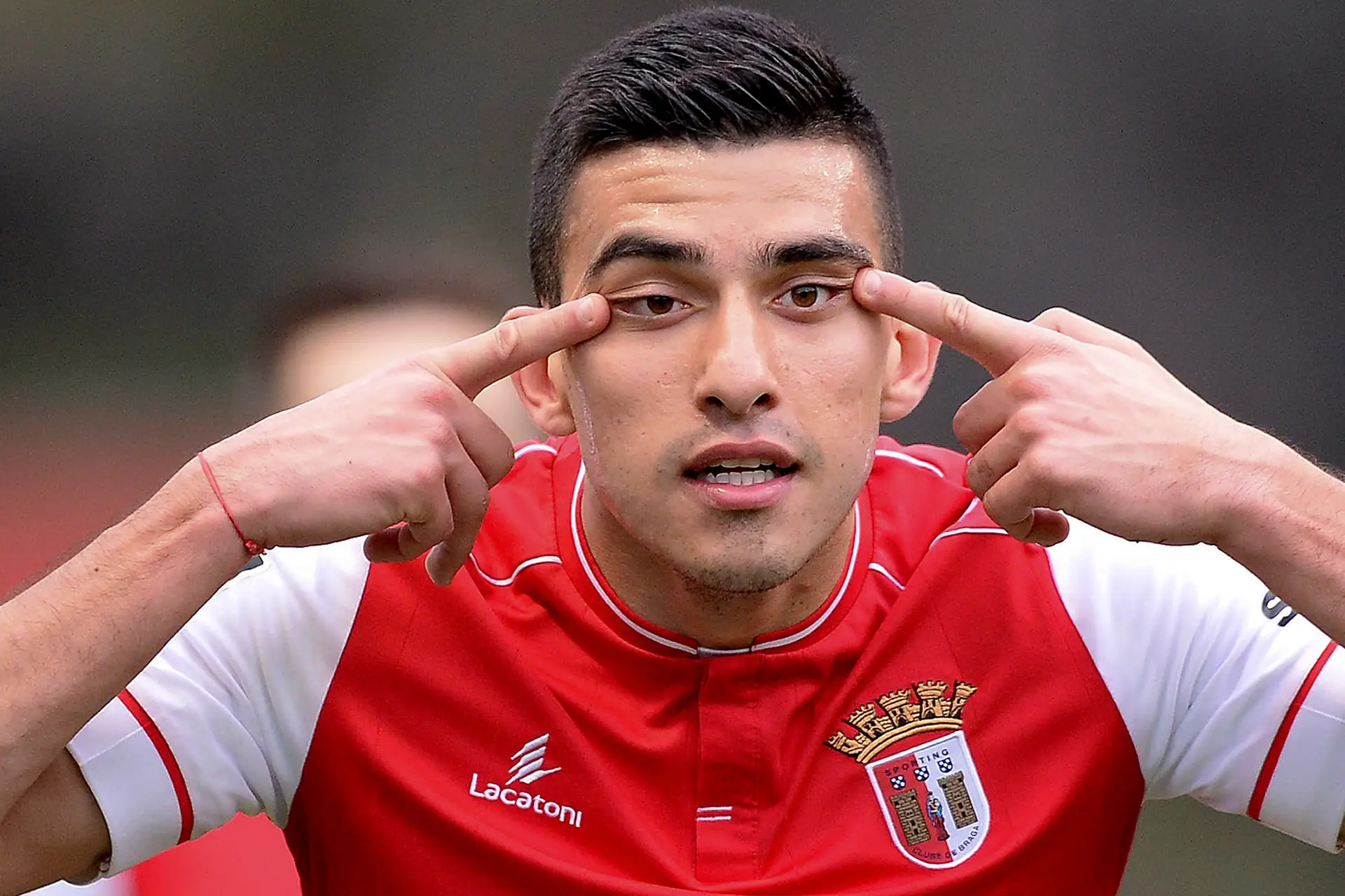 Battaglia oficializado no Sporting